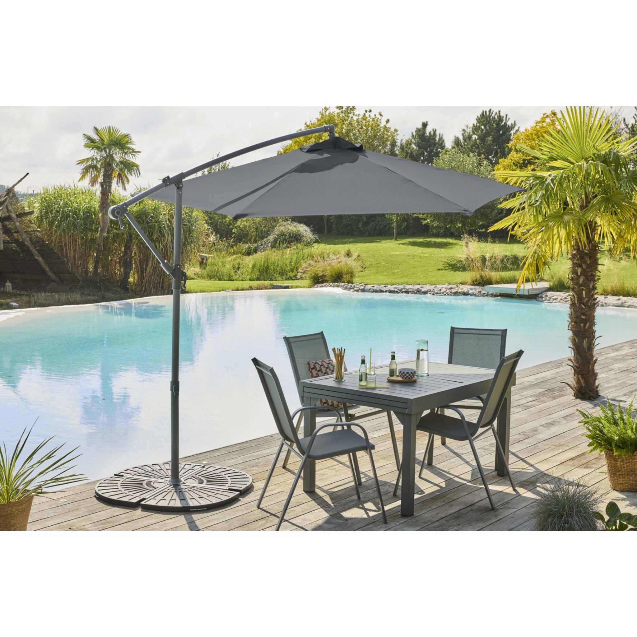 Voir la diapositive 4 : GARDENSTAR Parasol déporté rond en acier D3m - Gris acier