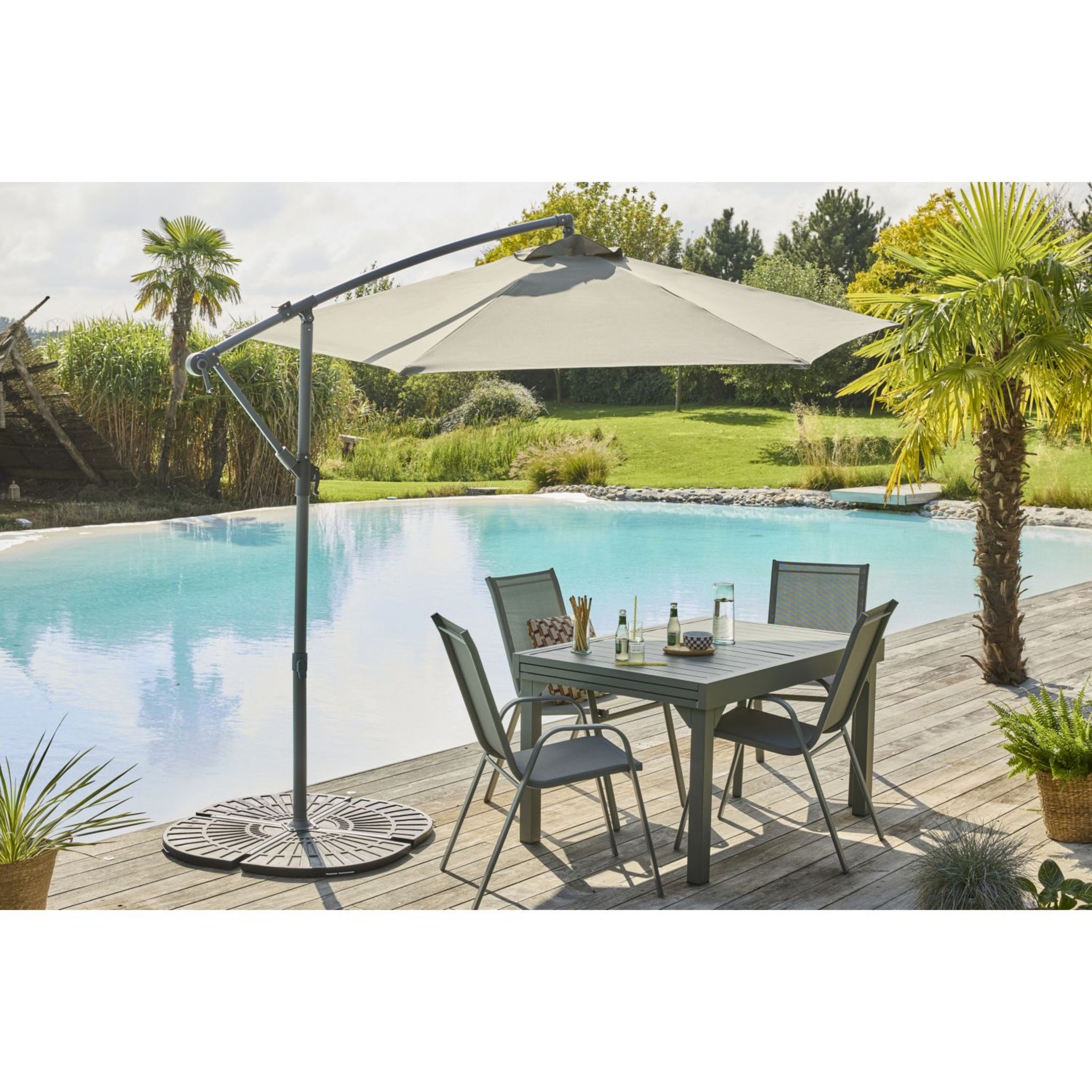 Voir la diapositive 3 : GARDENSTAR Parasol déporté rond en acier D3m - Beige nomade