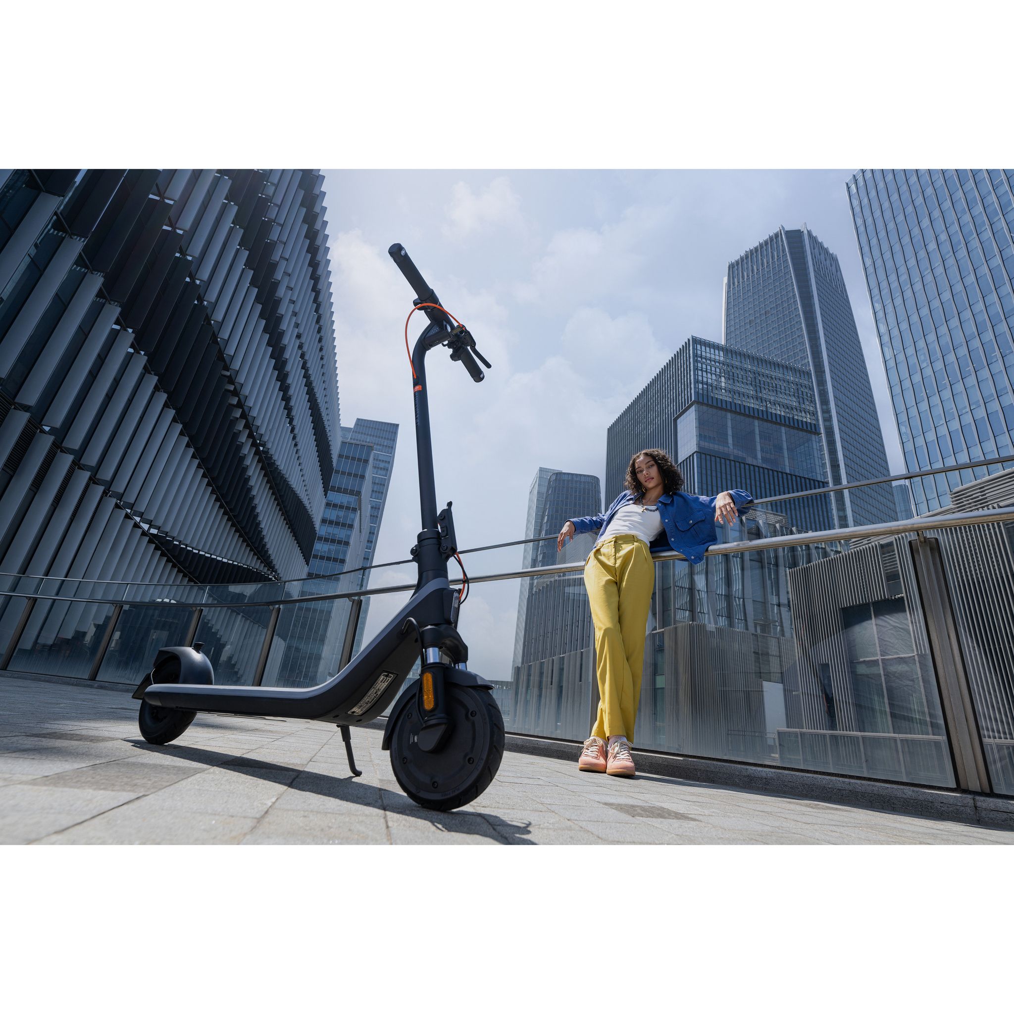 Voir la diapositive 10 : SEGWAY Trottinette électrique Ninebot E2 Plus II E Powered