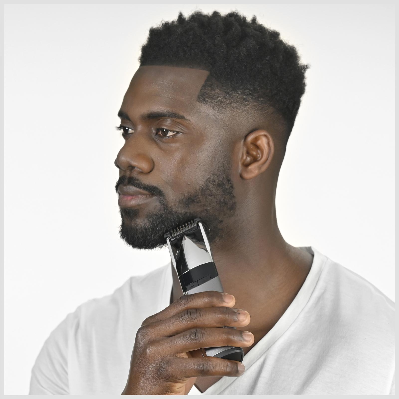Voir la diapositive 6 : BABYLISS Tondeuse barbe S996E - Gris