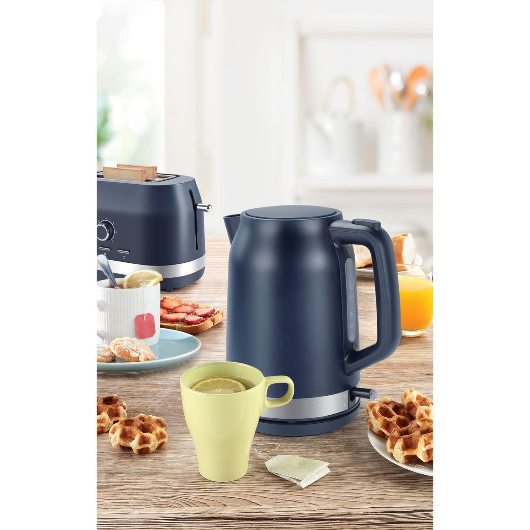 Voir la diapositive 3 : QILIVE Bouilloire électrique Q.5804 - Bleu