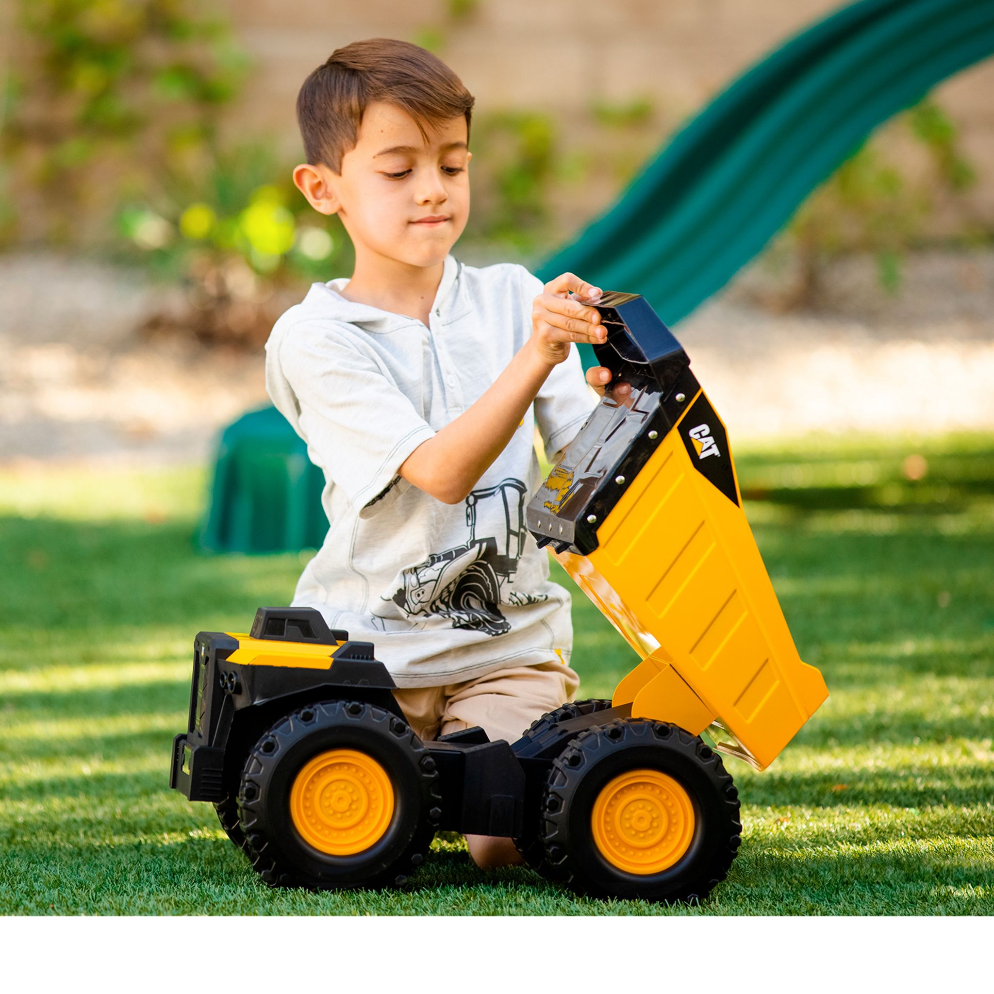 Voir la diapositive 2 : FUNRISE Camion Benne Basculante 51cm en Acier CAT