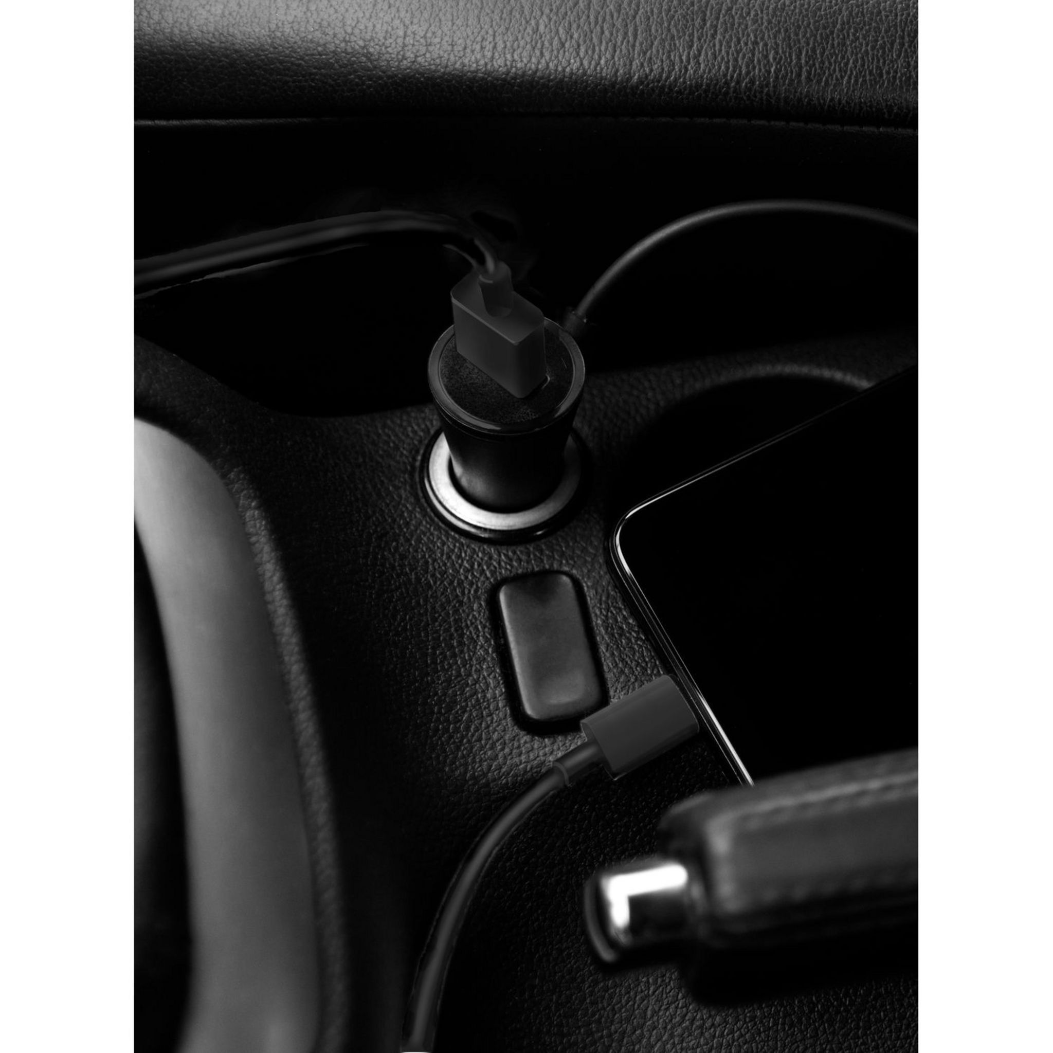 Voir la diapositive 4 : QILIVE Charge voiture USB 12W+câble USB A/Lightning - Noir