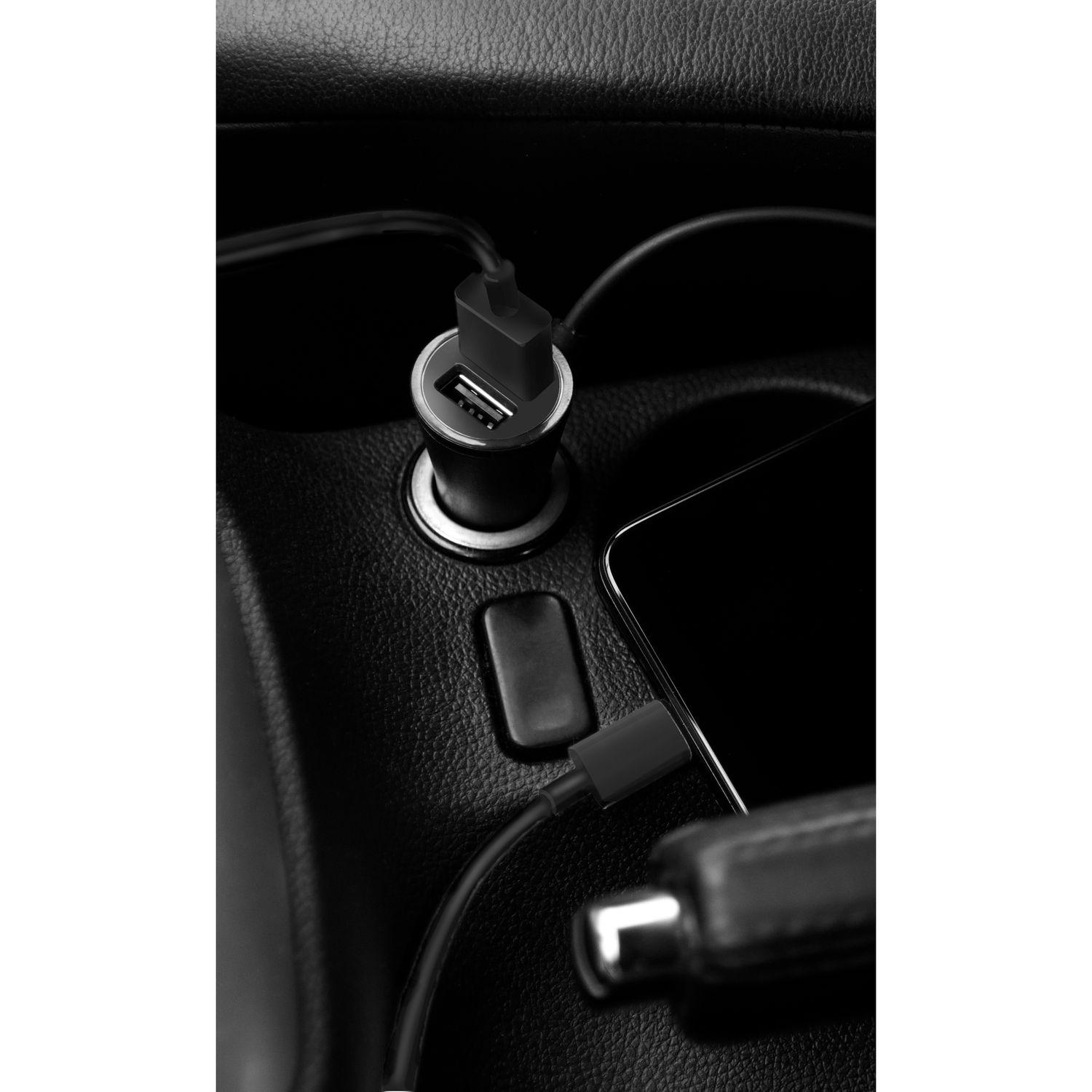 Voir la diapositive 3 : QILIVE Chargeur voiture USB A/USB A 24W - Noir
