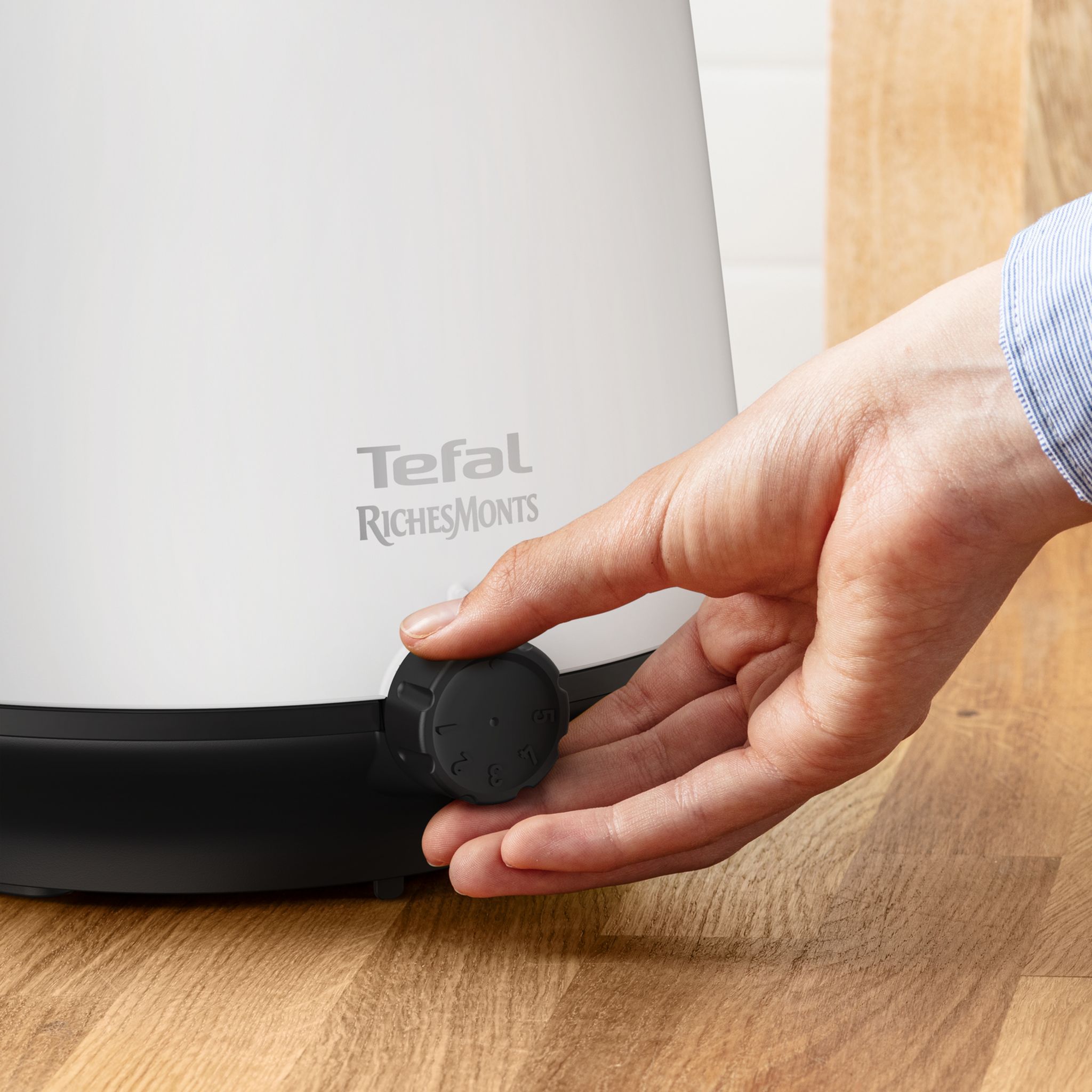 Voir la diapositive 4 : TEFAL Appareil à fondue EF26R8F0 - Blanc