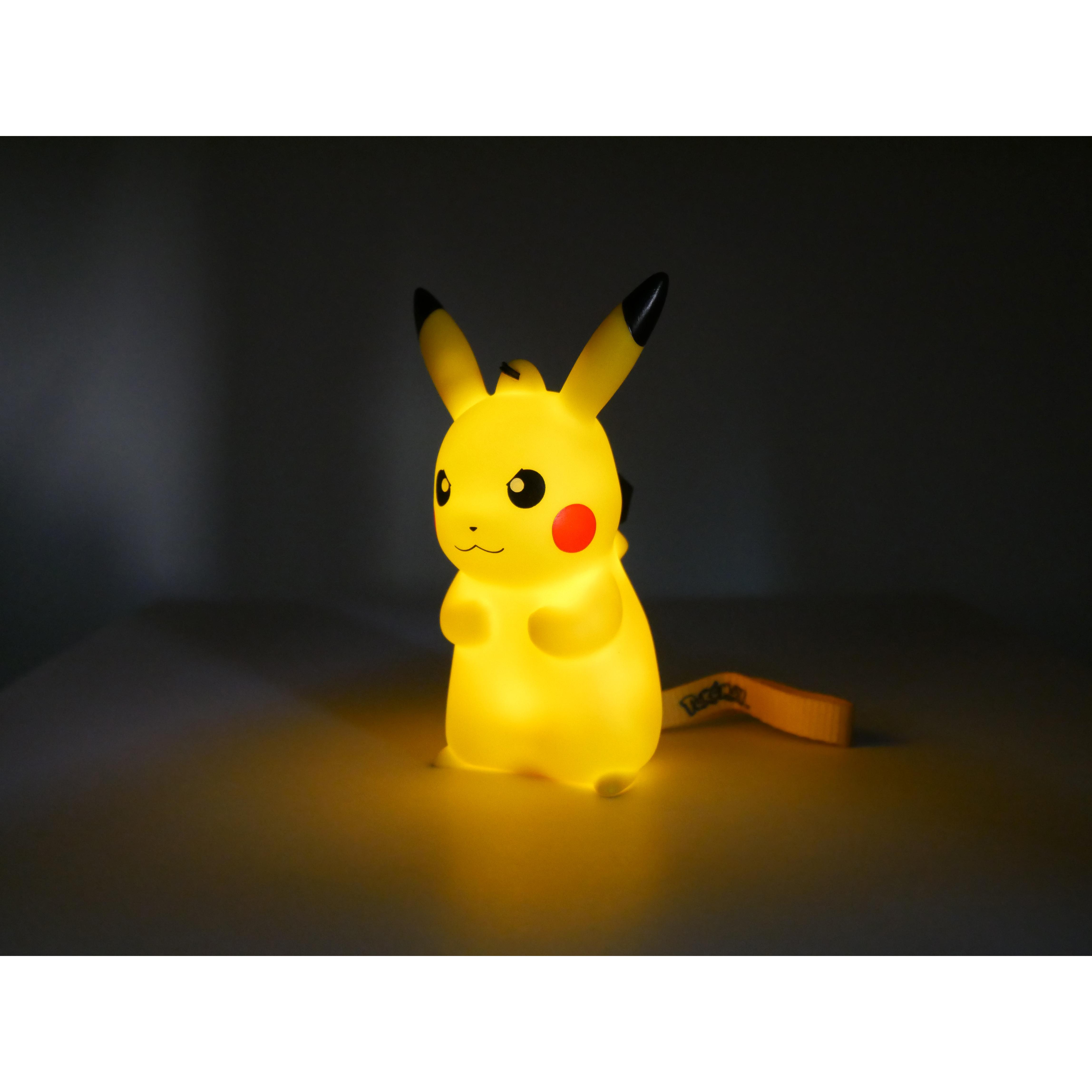 Voir la diapositive 2 : NACON Figurine lumineuse Pikachu Pokémon