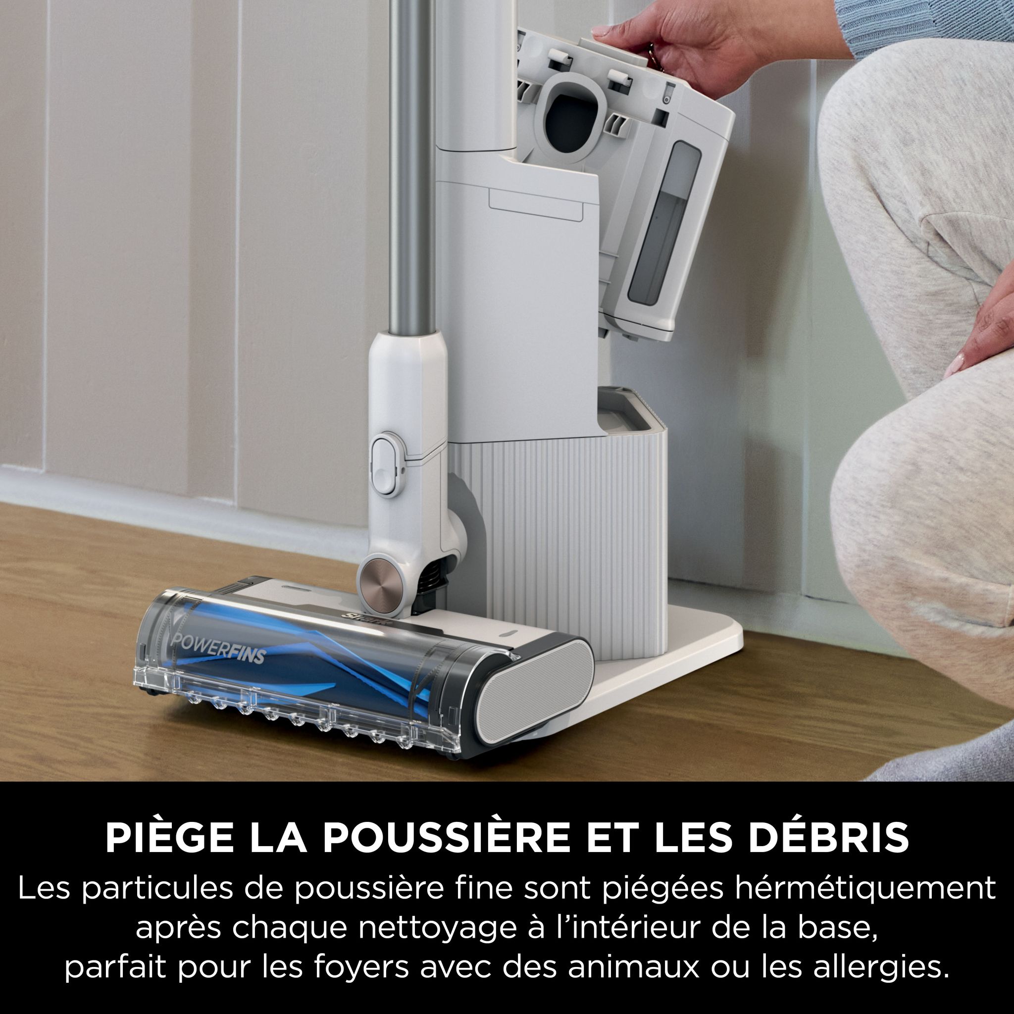 Voir la diapositive 7 : SHARK Aspirateur balai BU3521EU - Blanc