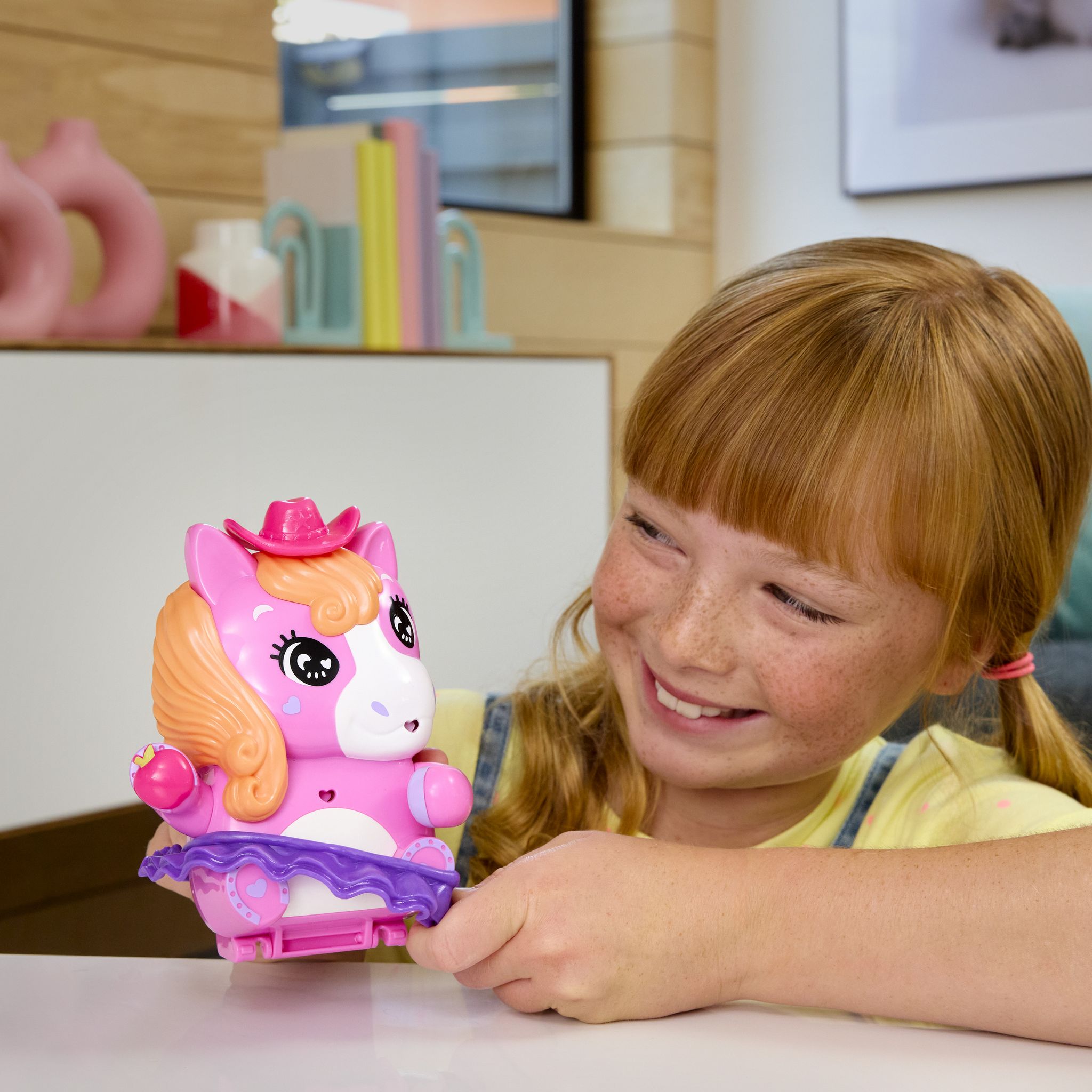Voir la diapositive 12 : MATTEL Coffret Le Rodéo du Poney Polly Pocket