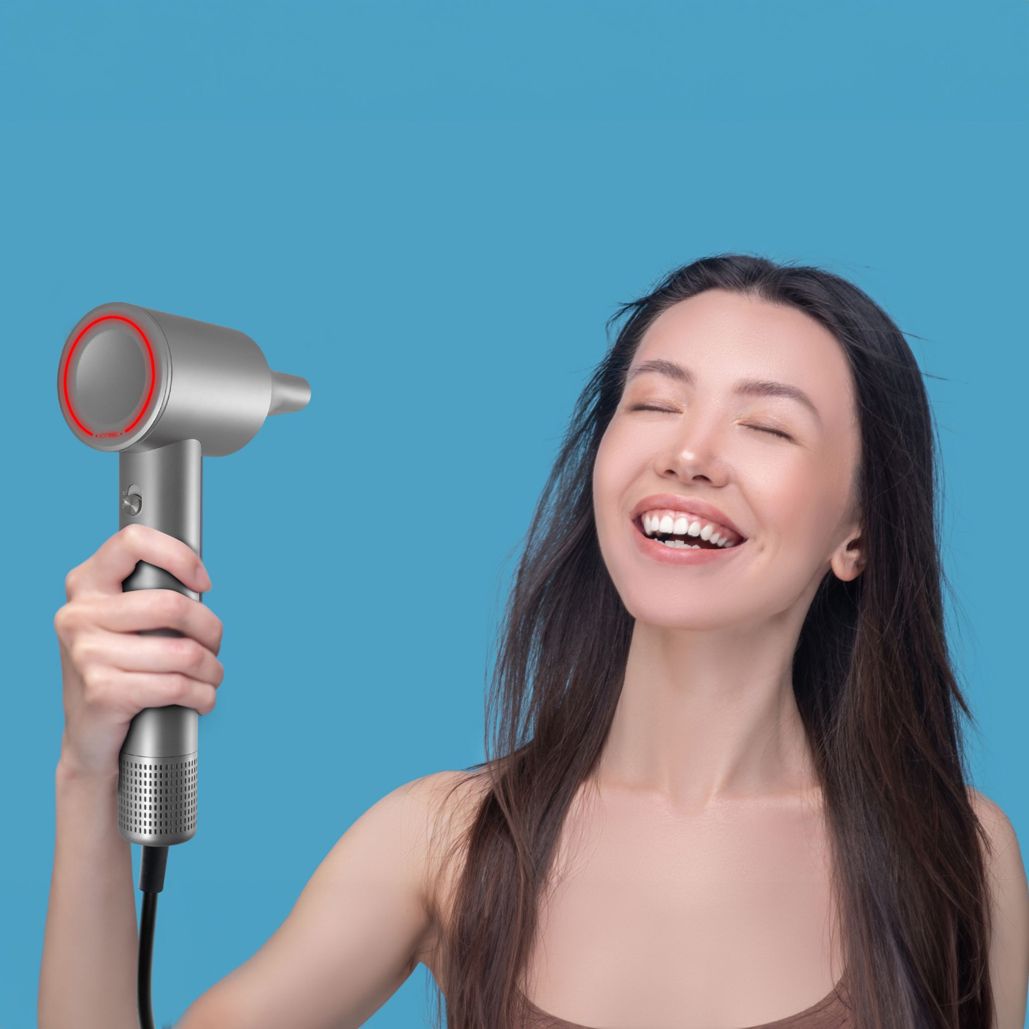 Voir la diapositive 3 : ICONIC Sèche cheveux AIRPERFORM - Gris