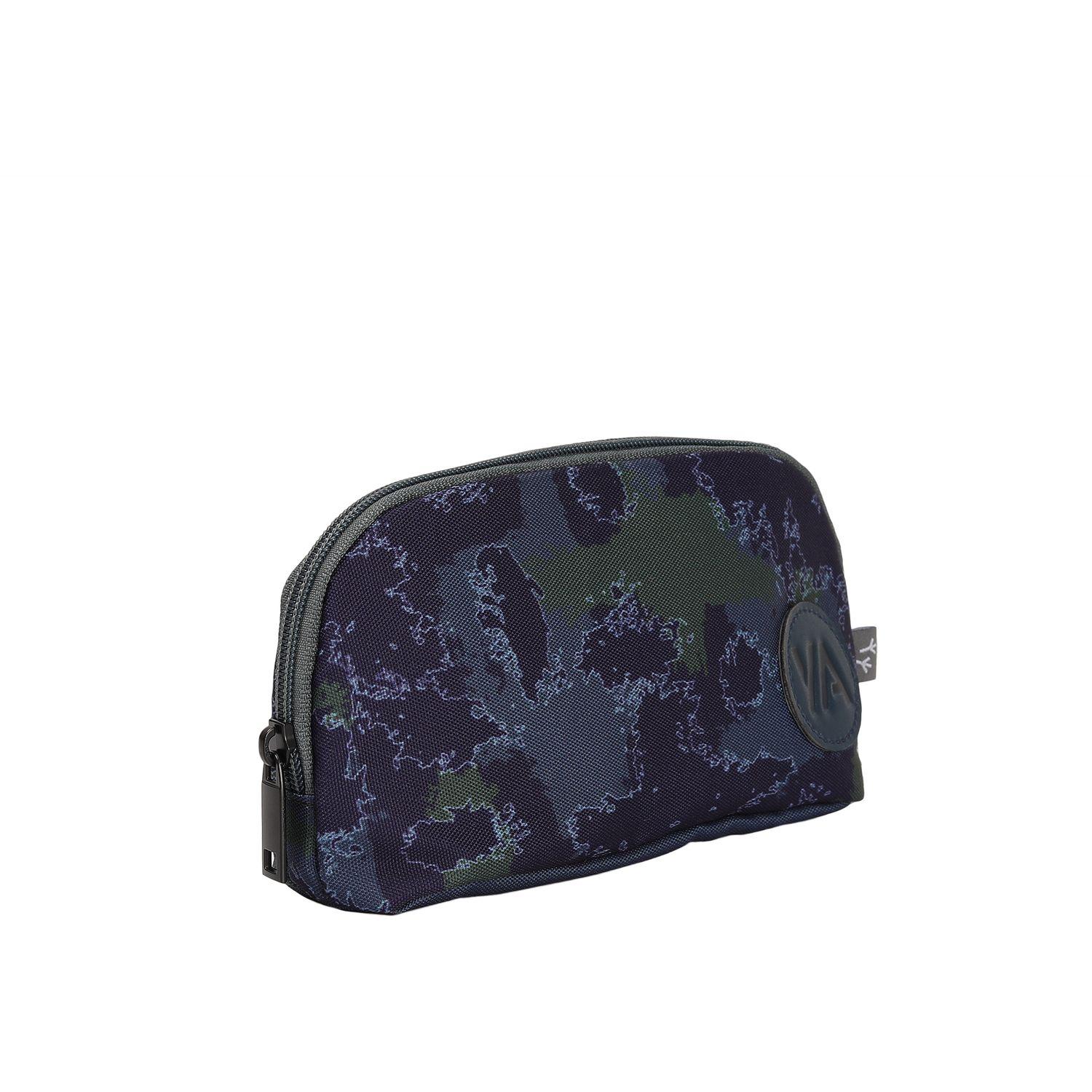 Voir la diapositive 2 : AUCHAN Trousse triangulaire Trek