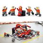 Voir la diapositive 6 : LEGO City 60443 - Arrêt au Stand de F1 avec voiture Ferrari