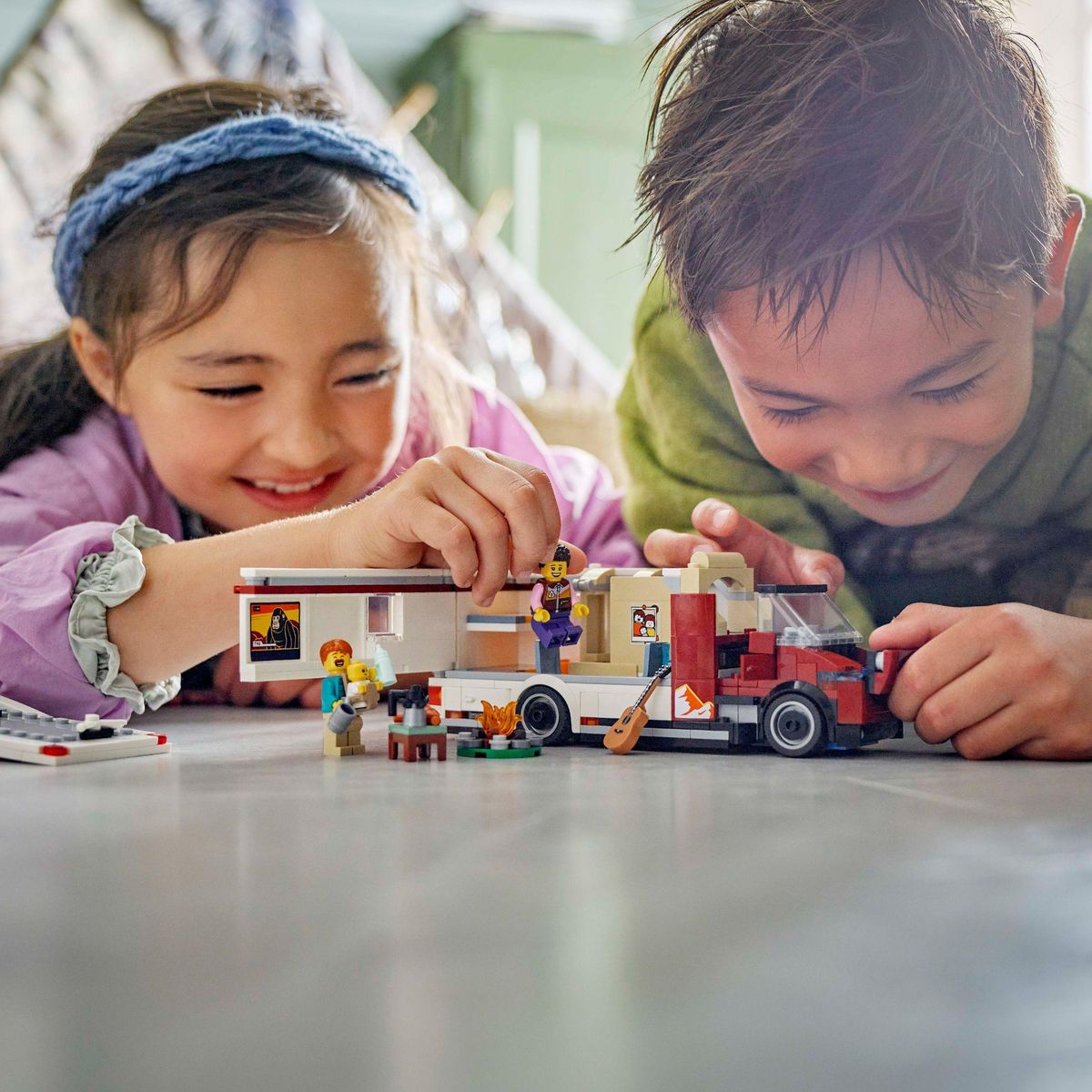 LEGO City 60454 - La camping-Car d'aventures