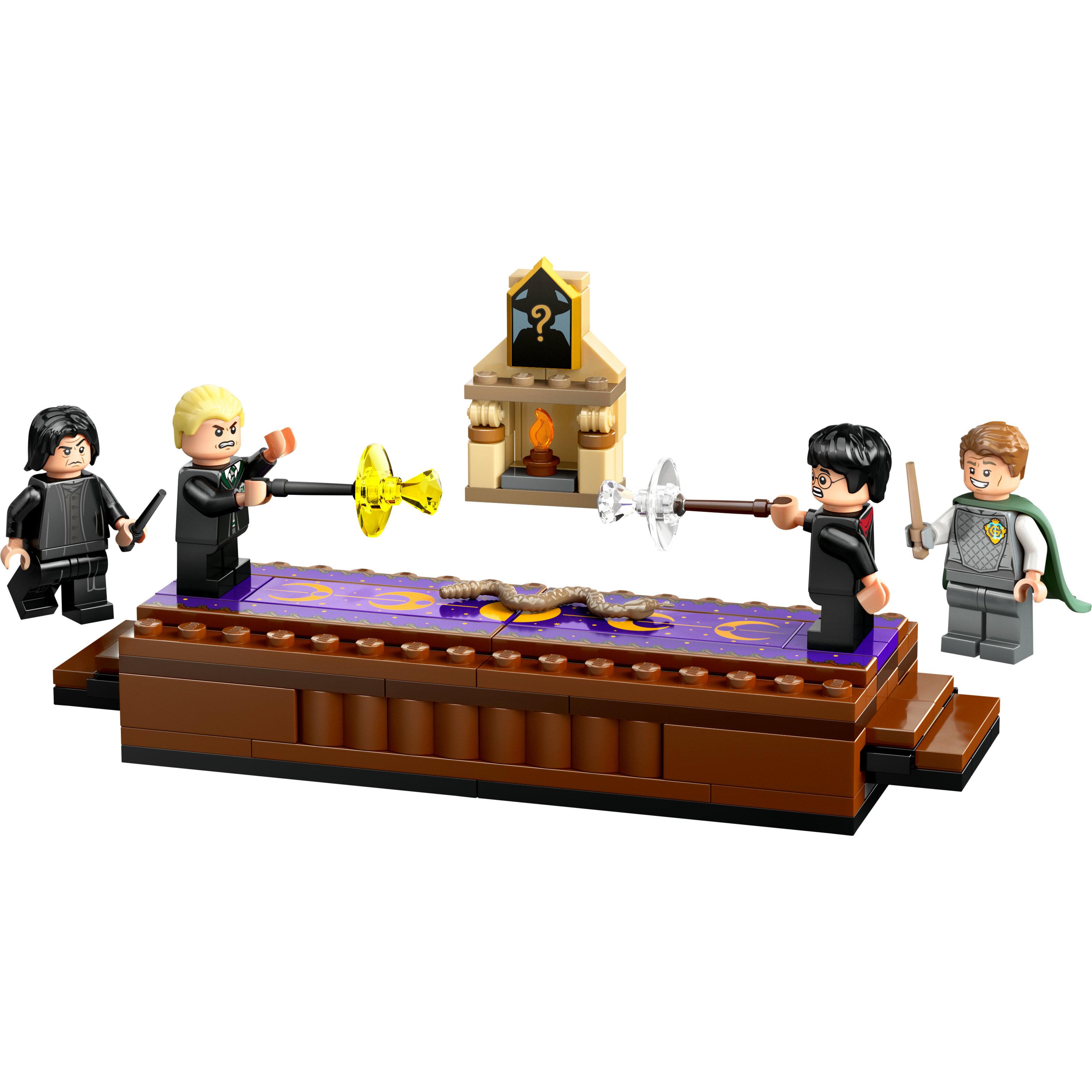Voir la diapositive 2 : LEGO Harry Potter 76441 - Le château de Poudlard - Le club de duel