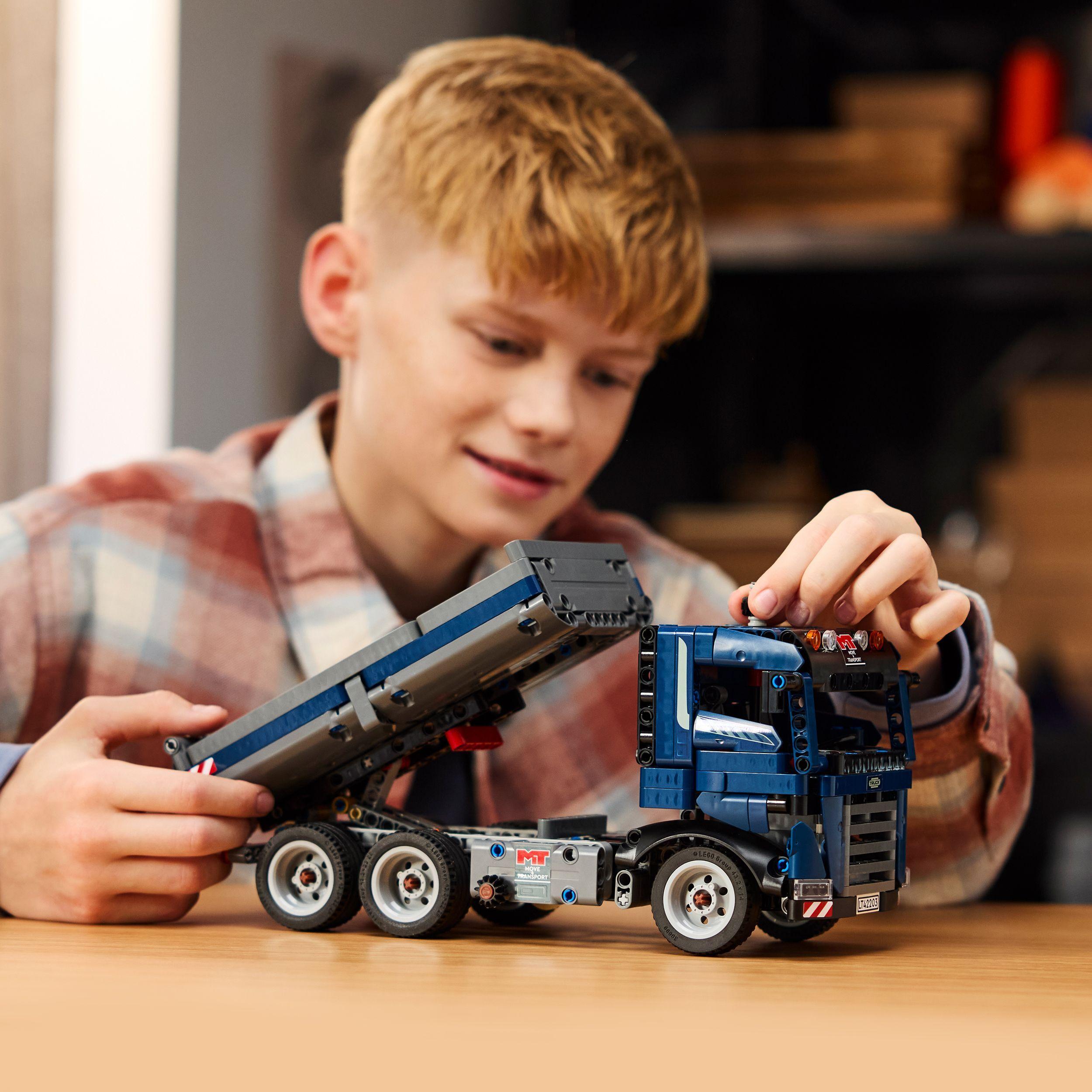 Voir la diapositive 7 : LEGO Technic 42203 Camion benne - Jeu de construction pour garçon dès 9 ans - Idée cadeau
