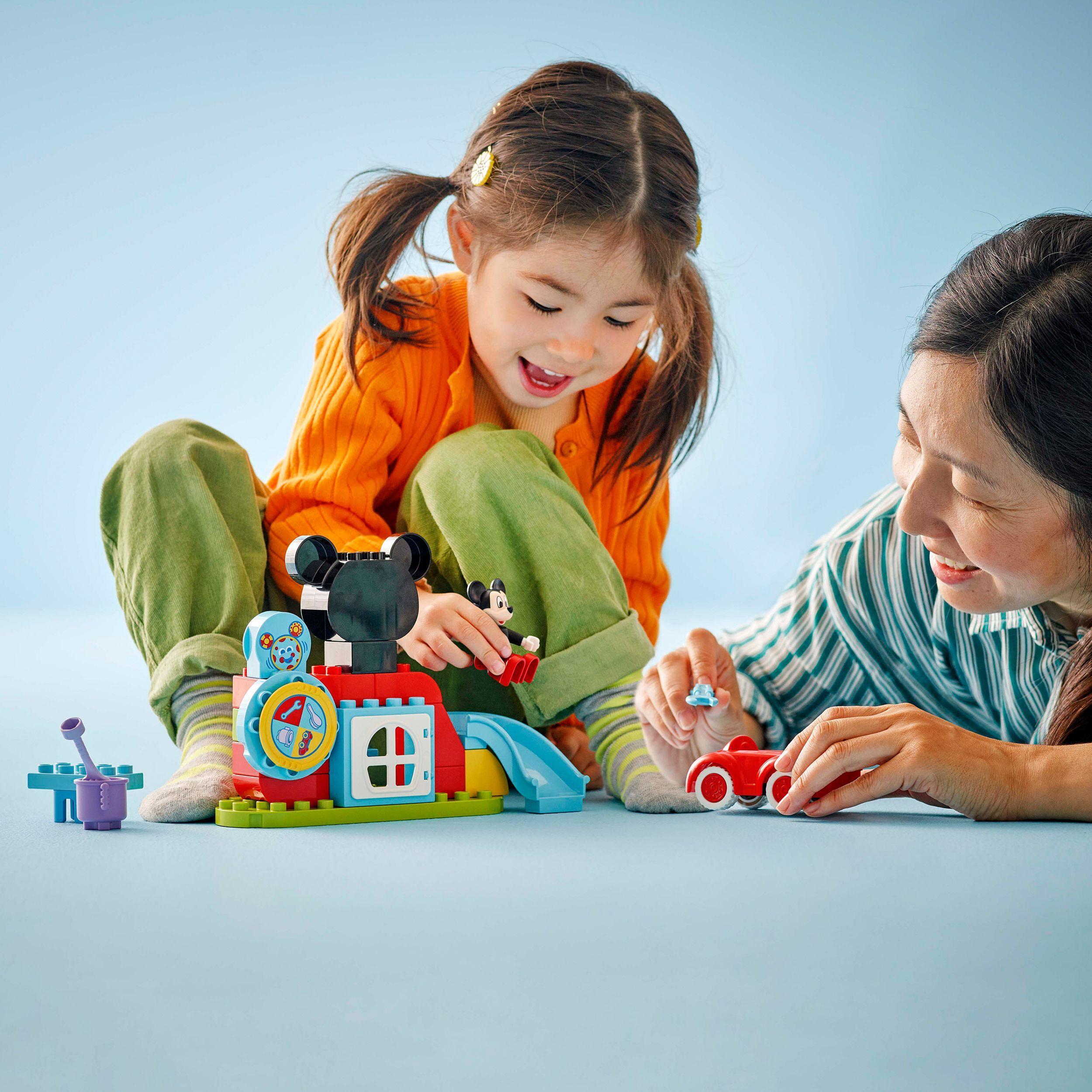 Voir la diapositive 7 : LEGO DUPLO | Disney 10454 La Maison et la Voiture de Mickey - Jeu de Construction 2 ans