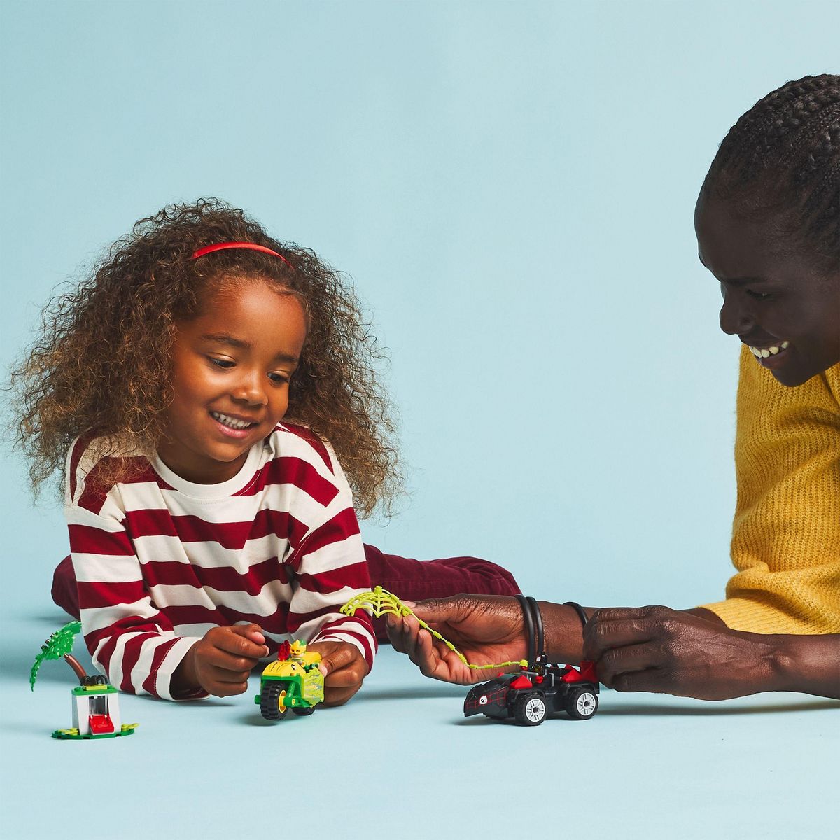 LEGO Marvel 11198 - Course Poursuite entre Spin et Electro en Dino-Véhicules