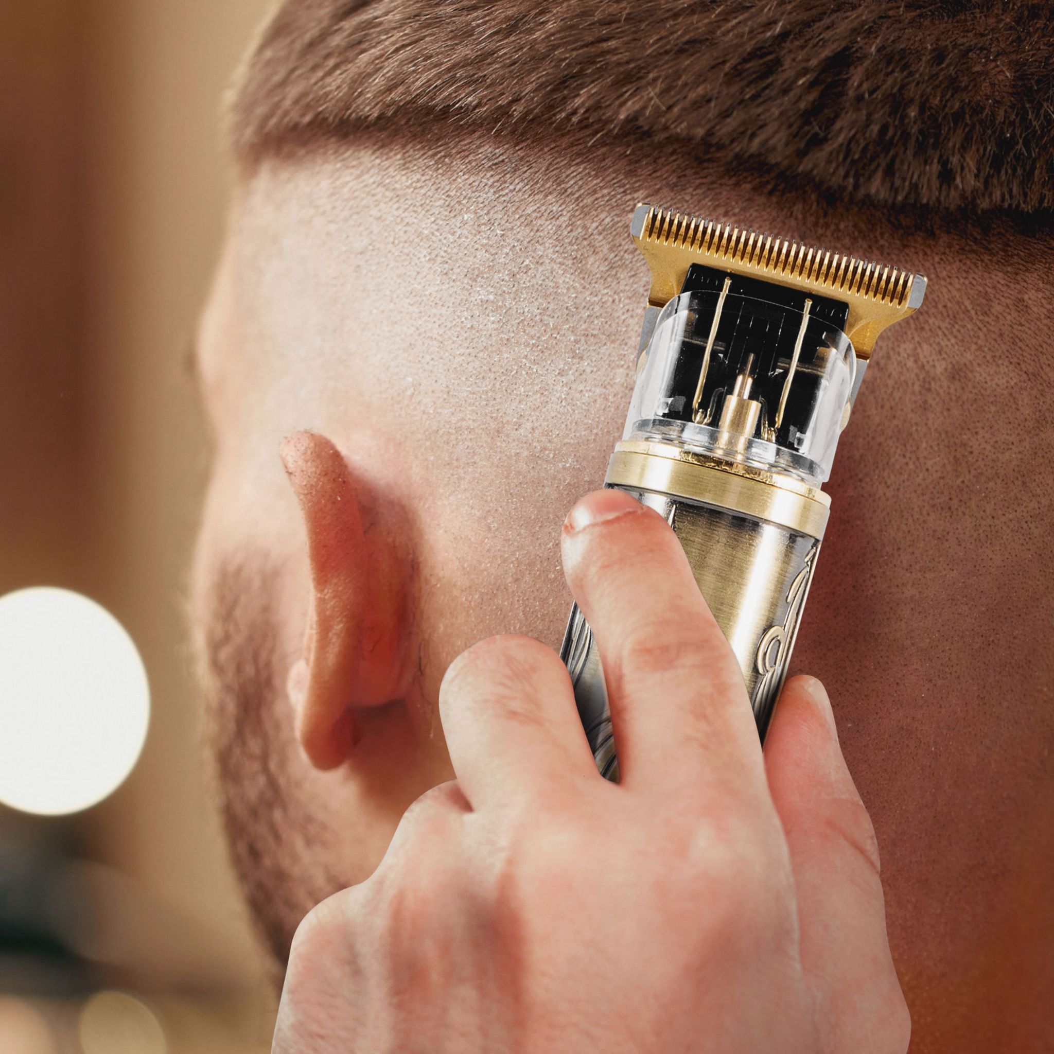 Voir la diapositive 8 : BECKER SHAVES & TRIMS Tondeuse cheveux et barbe PHOENIX GOLD - Or