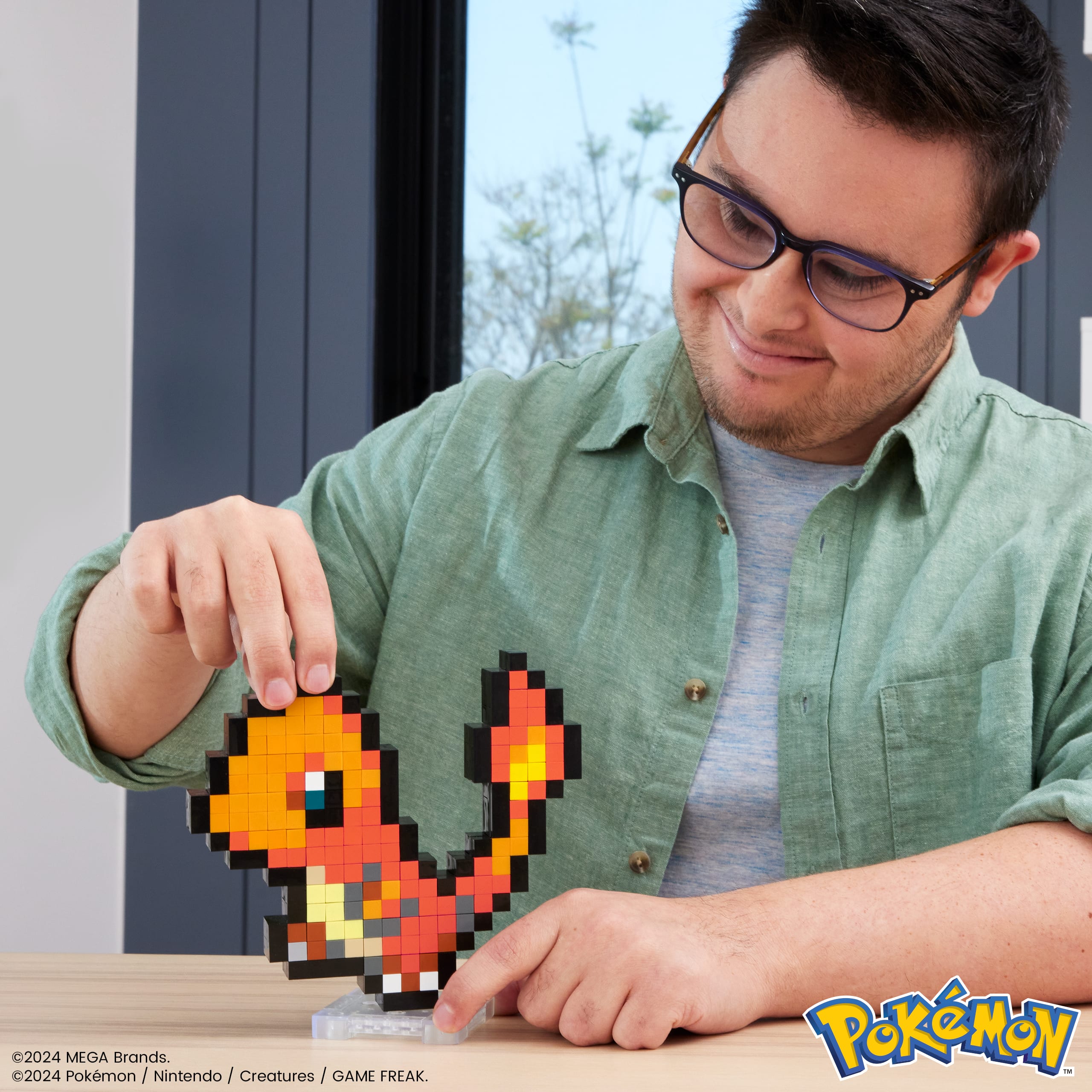 Voir la diapositive 8 : MATTEL Pixel Art Salamèche
