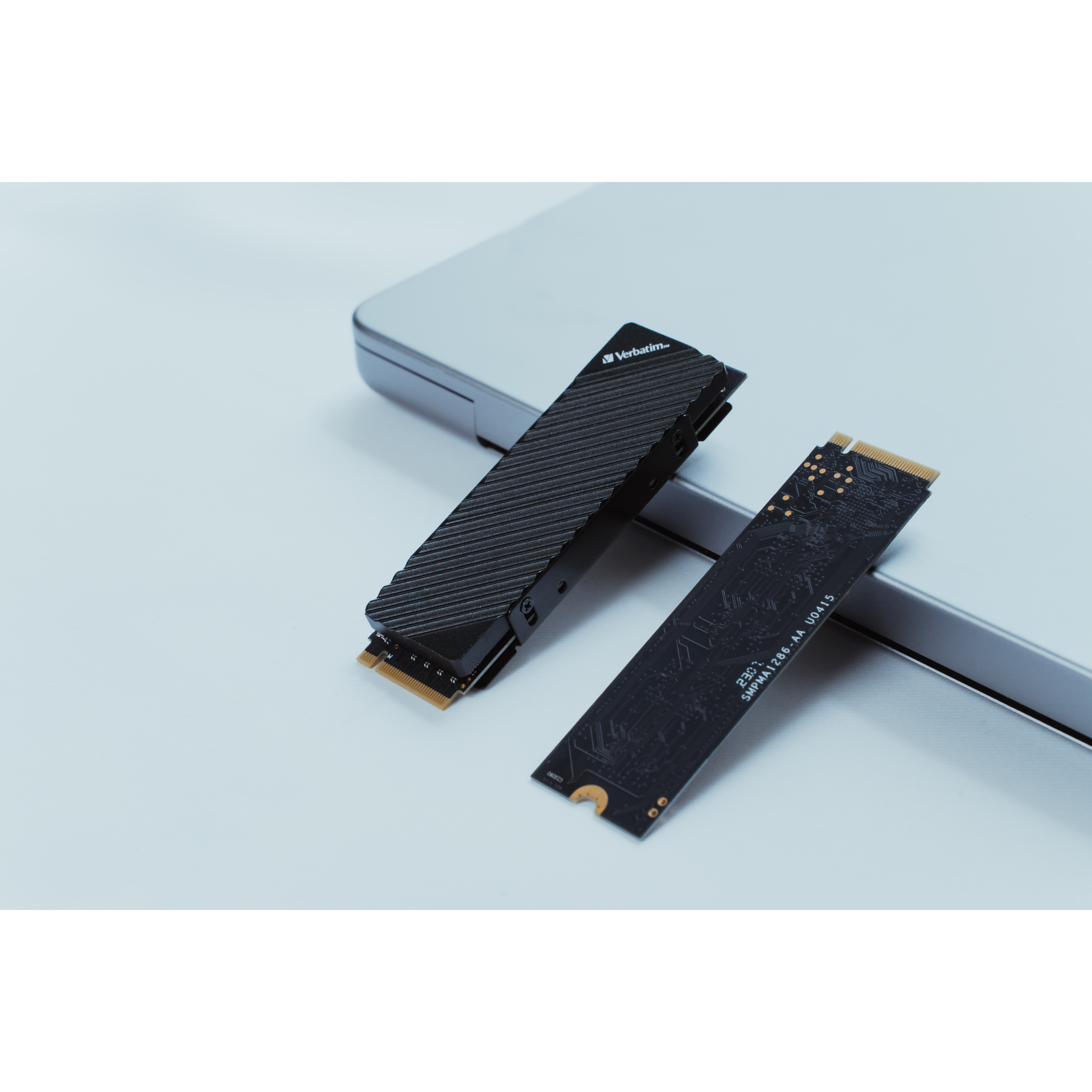 Voir la diapositive 5 : VERBATIM Disque SSD VI700G M2 2TO