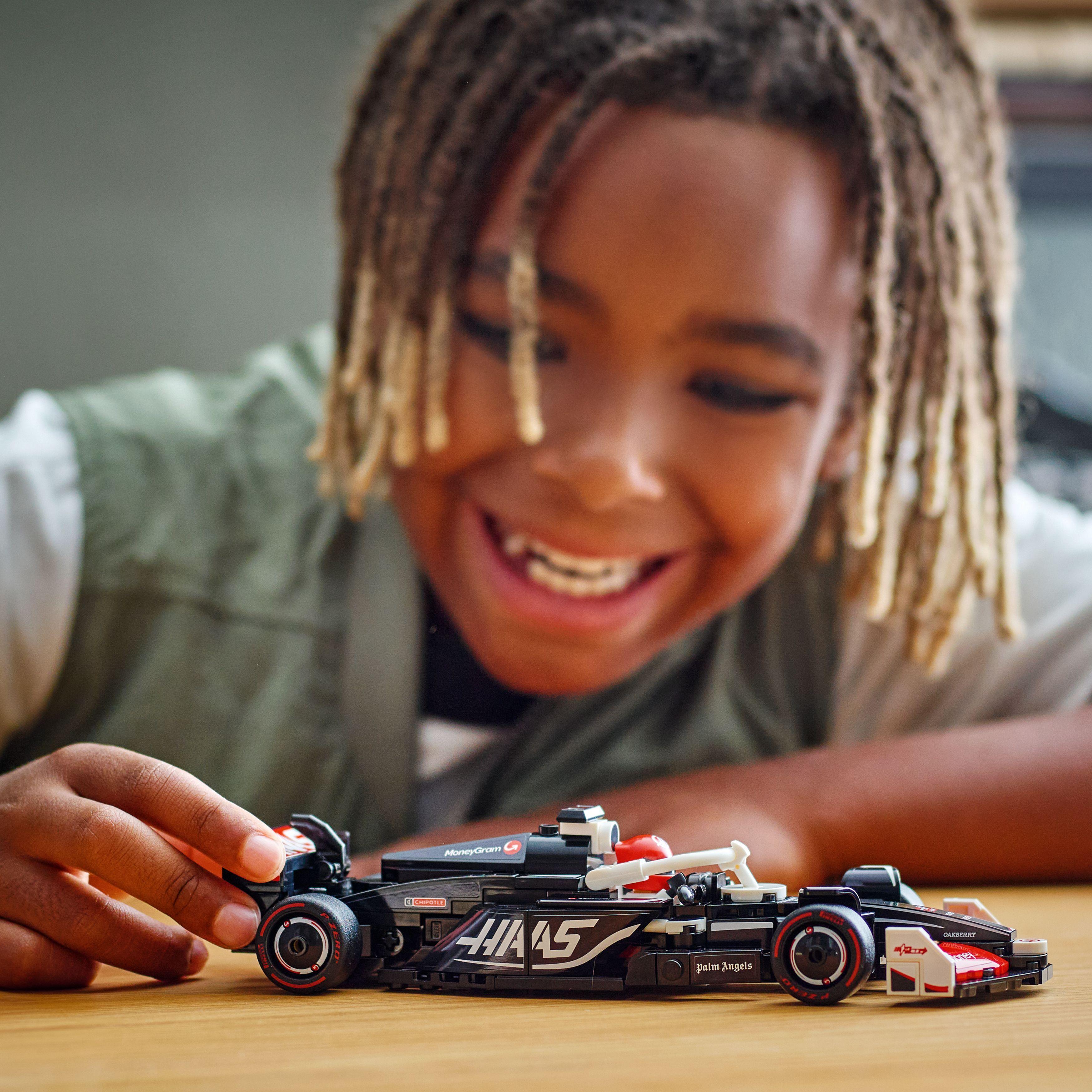 Voir la diapositive 3 : LEGO Speed Champions 77250 Voiture F1 MoneyGram Haas Team VF-24 - Jouet dès 10 ans