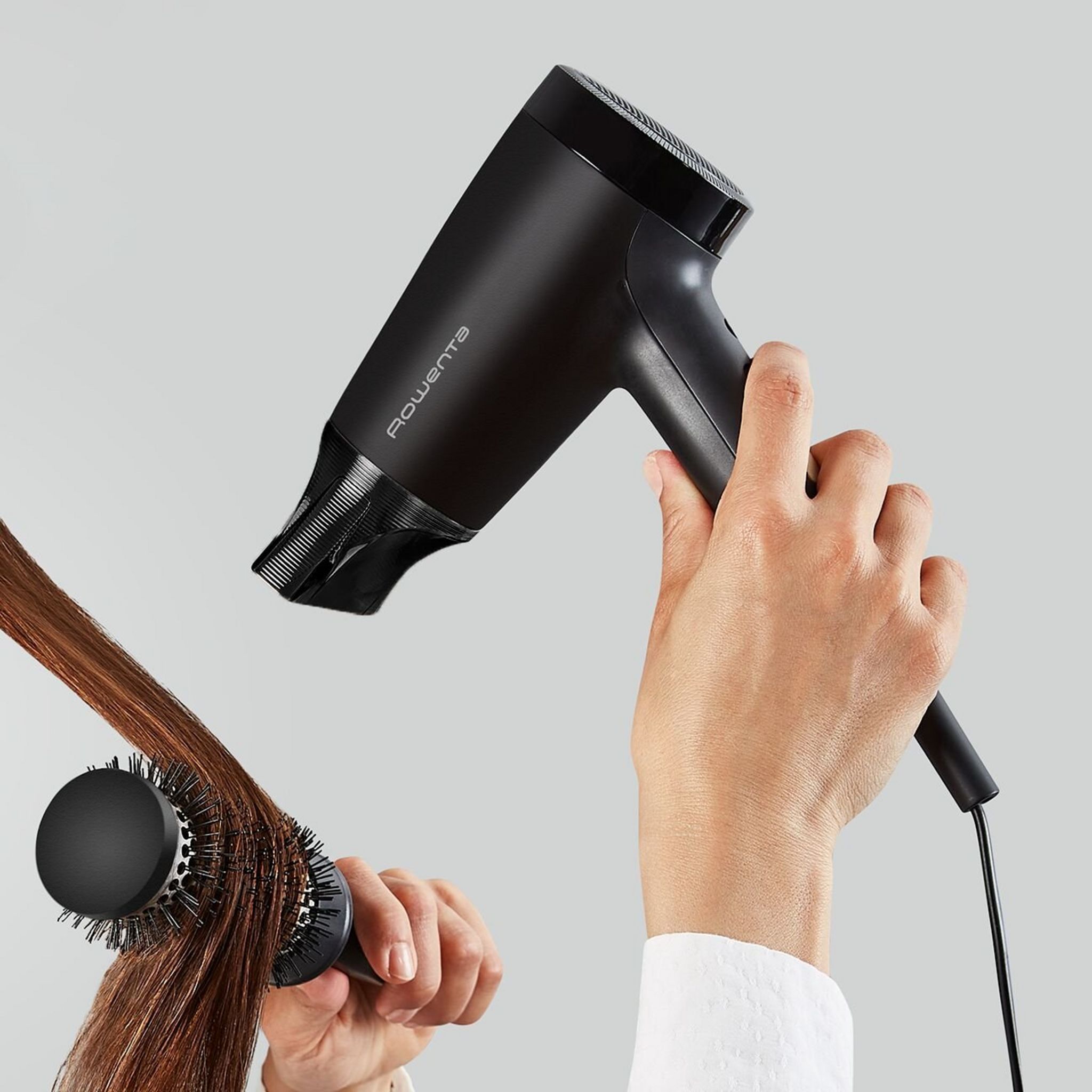 Voir la diapositive 5 : ROWENTA Sèche cheveux CV1801F0 - Noir