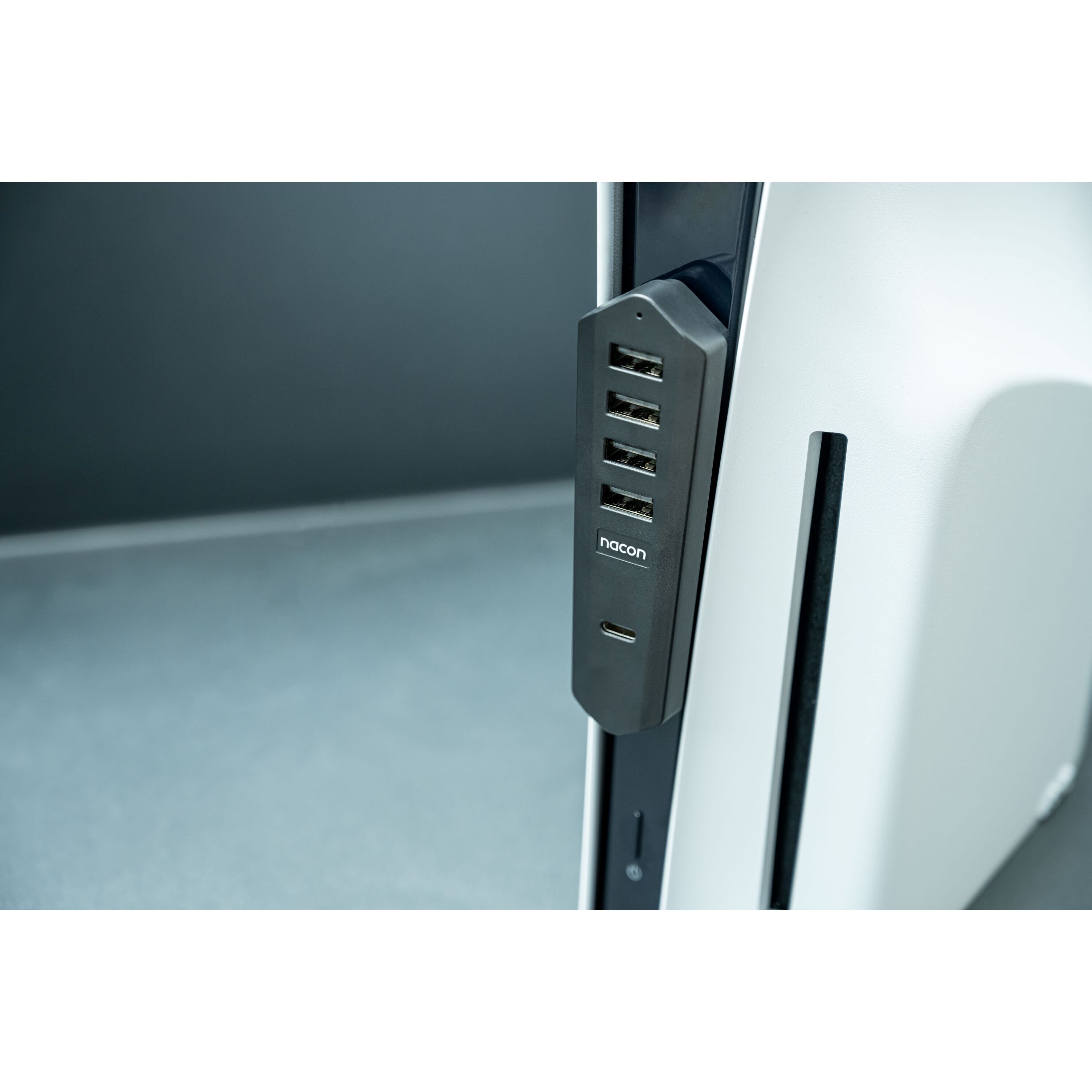 Voir la diapositive 4 : BIGBEN Station Hub USB Noir pour PS5 Slim