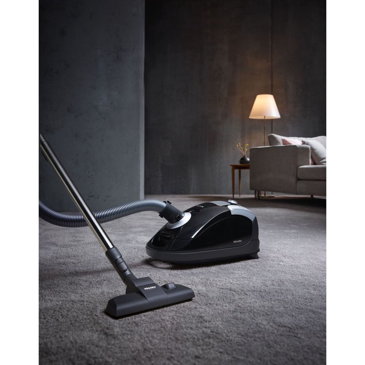 MIELE Aspirateur traîneau Compact C1 - Noir