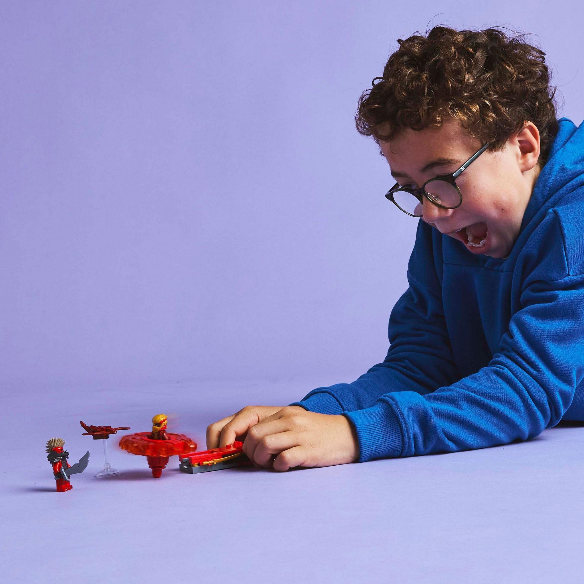 Voir la diapositive 7 : LEGO Ninjago 71823 - La toupie Spinjitzu du dragon de Kai