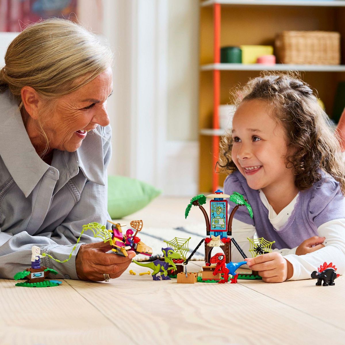 LEGO Marvel 11200 - Spidey contre le Raptor de Gobby à la cabane dans l'arbre