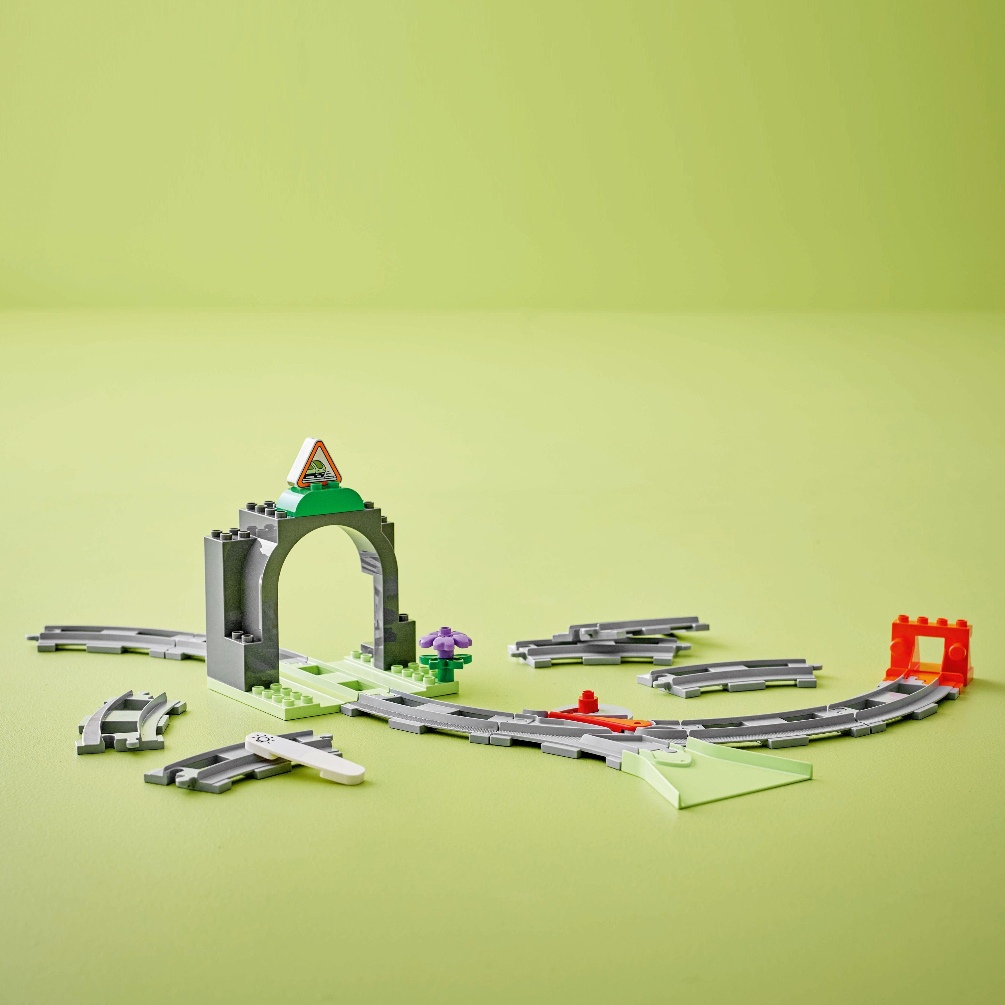 Voir la diapositive 6 : LEGO LEGO DUPLO Ma Ville 10425 Set d'Extension : Les Rails et le Tunnel du Train - Jouet Enfant