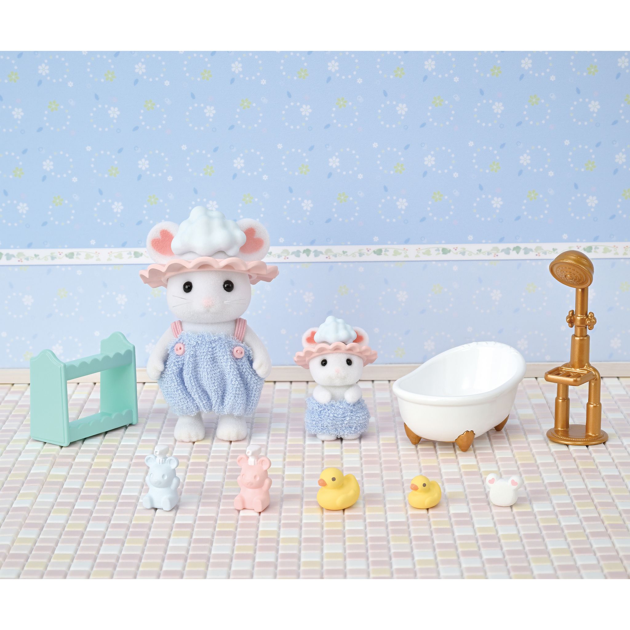 Voir la diapositive 6 : EPOCH D'ENFANCE Figurine Le bain des frères souris Marshmallow Sylvanian Families
