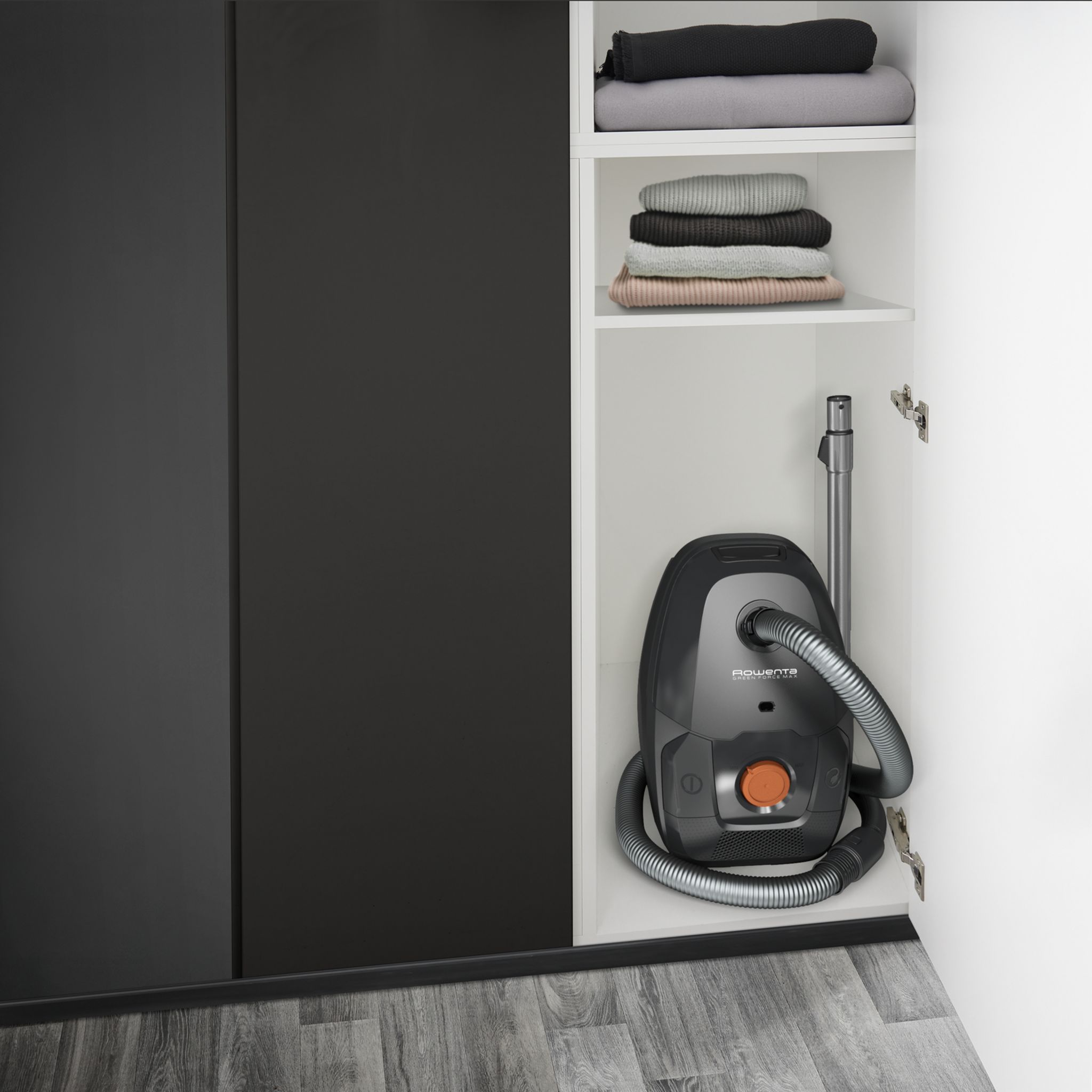 Voir la diapositive 7 : ROWENTA Aspirateur traîneau RO4934EA - Noir