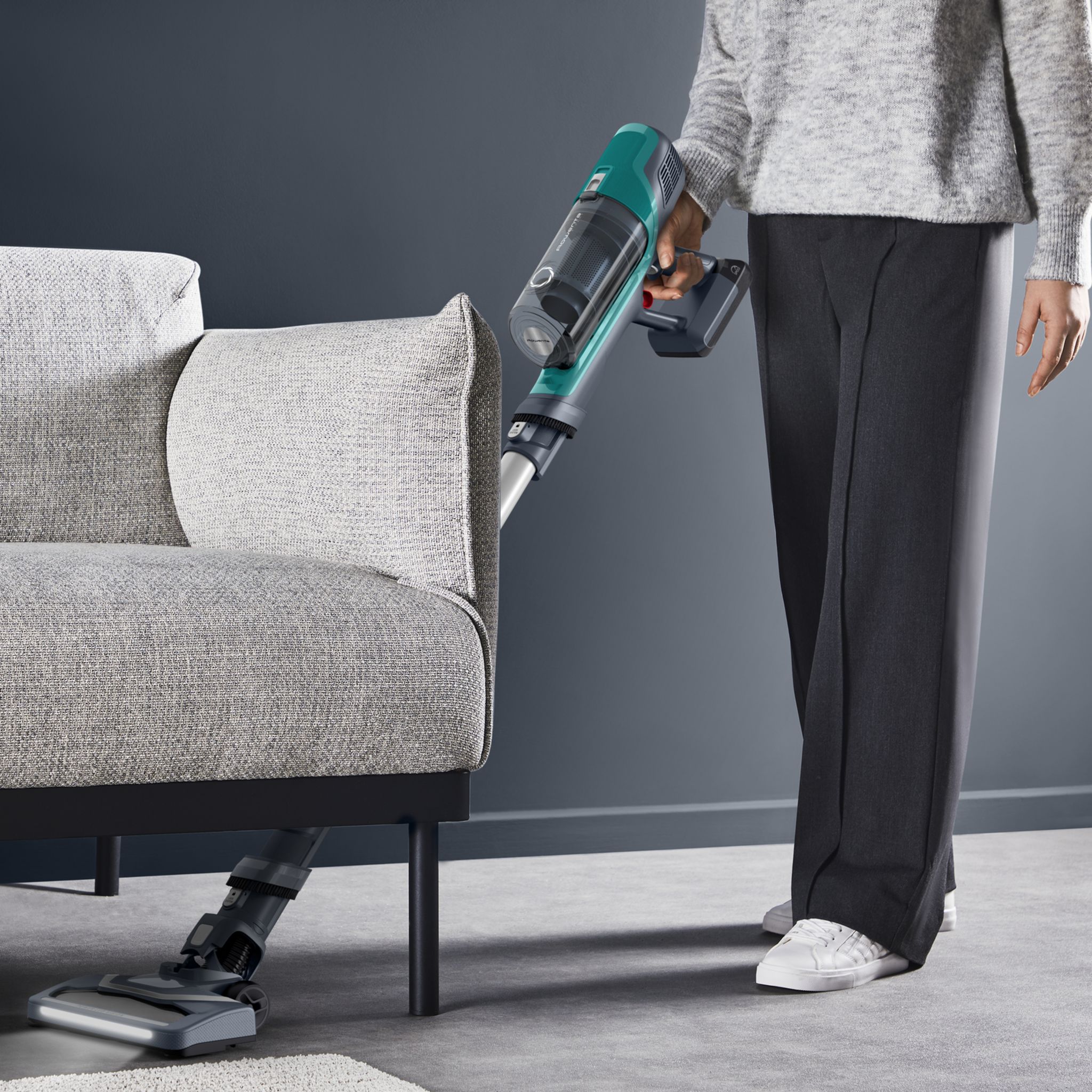 Voir la diapositive 3 : ROWENTA Aspirateur balai RH6820WO - Vert