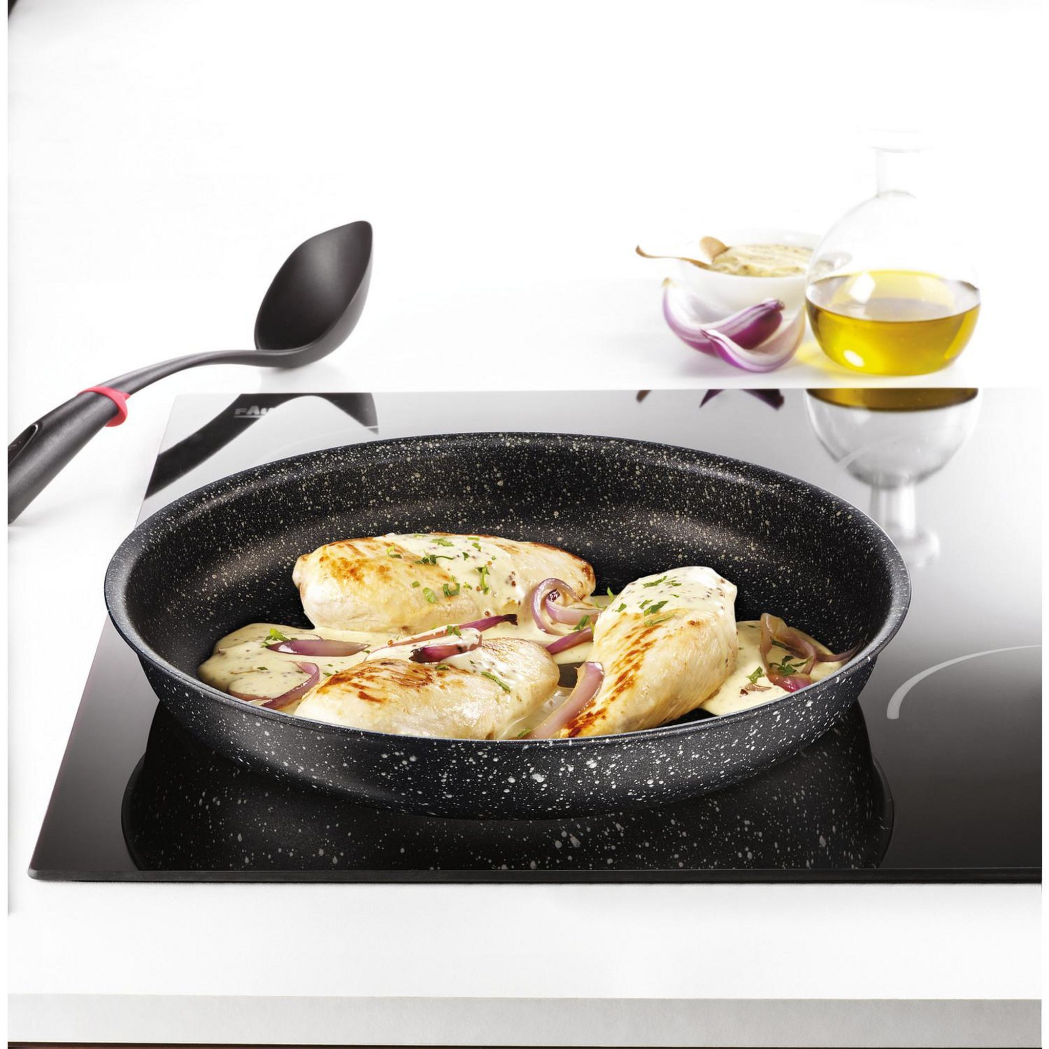Voir la diapositive 4 : TEFAL Casserole 18 cm tous feux dont induction INGENIO REVIVE