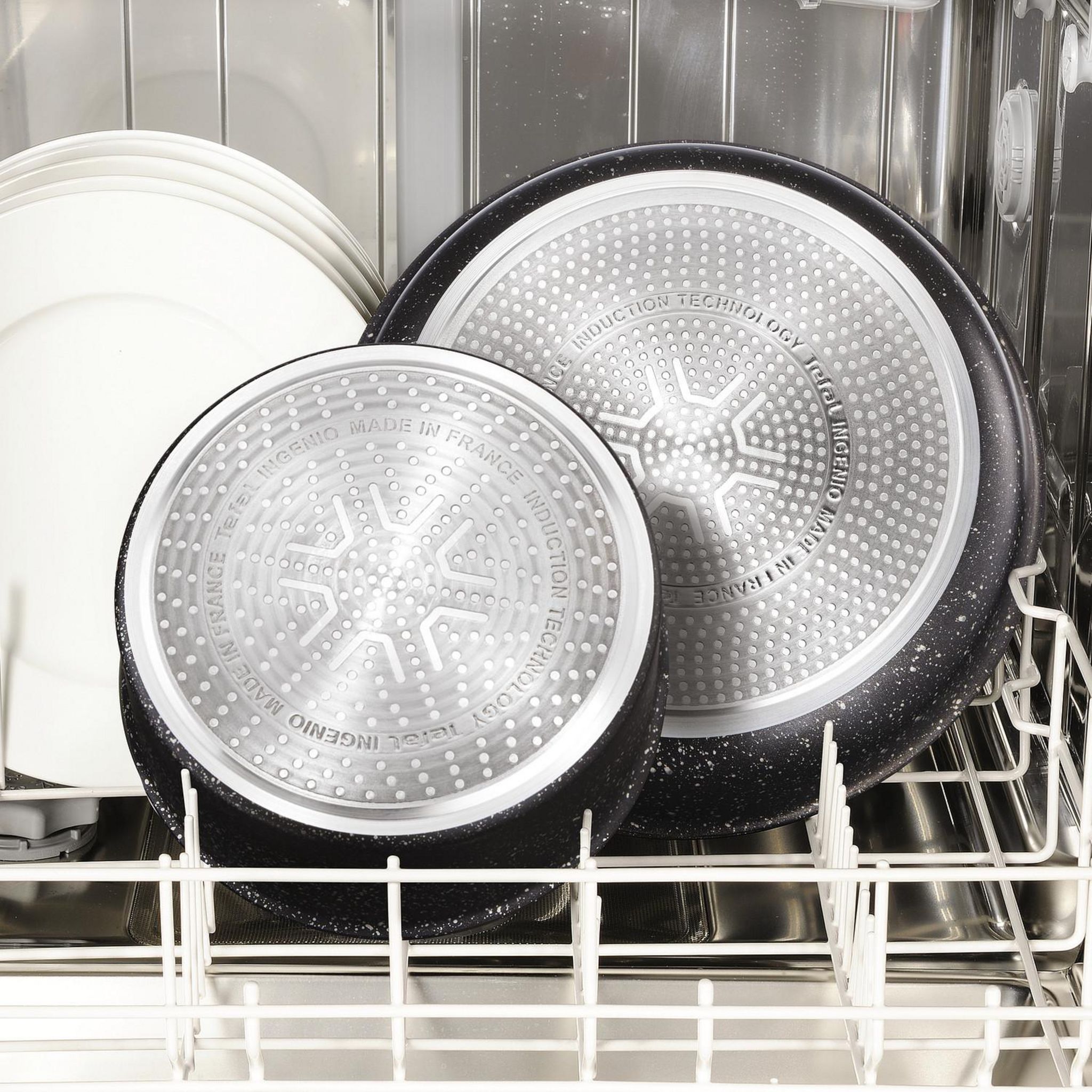 Voir la diapositive 3 : TEFAL Poêle 26 cm tous feux dont induction INGENIO REVIVE