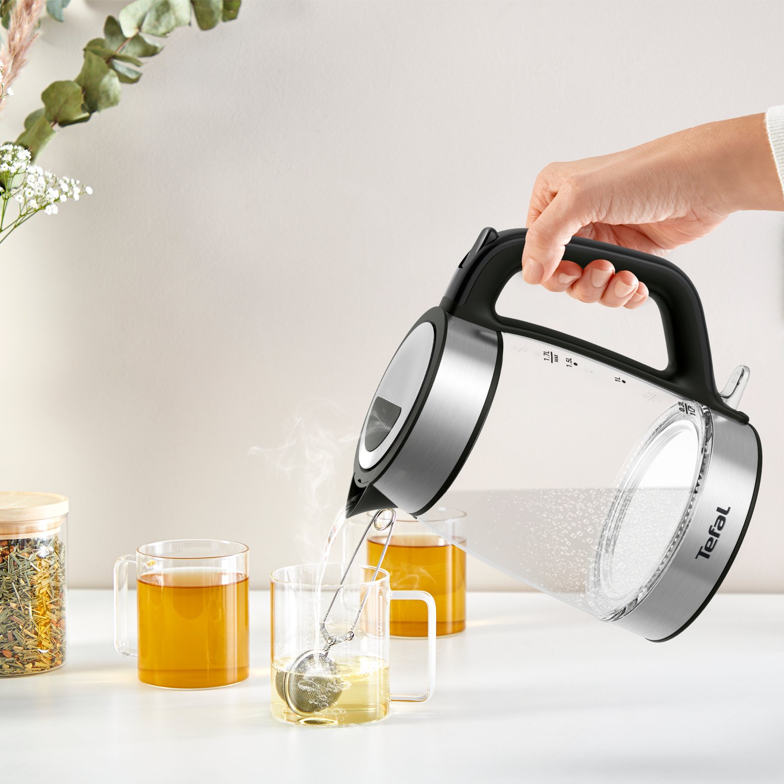 Voir la diapositive 7 : TEFAL Bouilloire électrique KI605830 - Inox