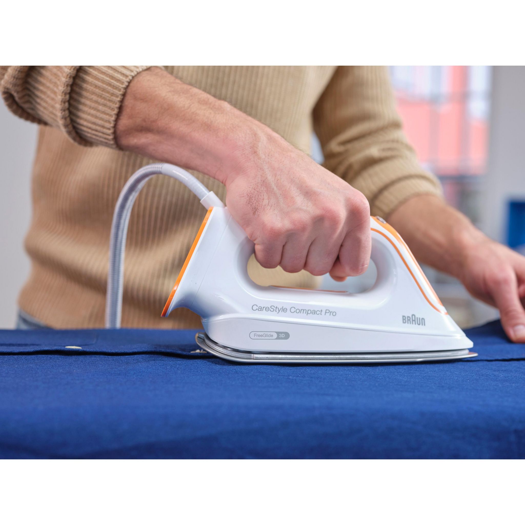 Voir la diapositive 5 : BRAUN Centrale vapeur IS2561WH - Blanc