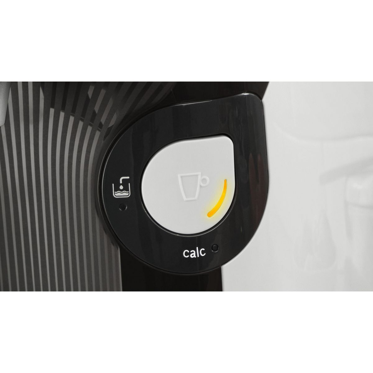 BOSCH Machine a café multi boisson TAS114E - Blanc