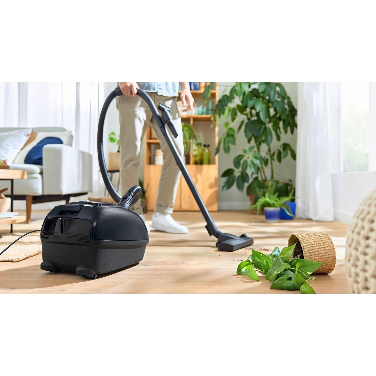 BOSCH Aspirateur traîneau BGB38BA3T - Noir