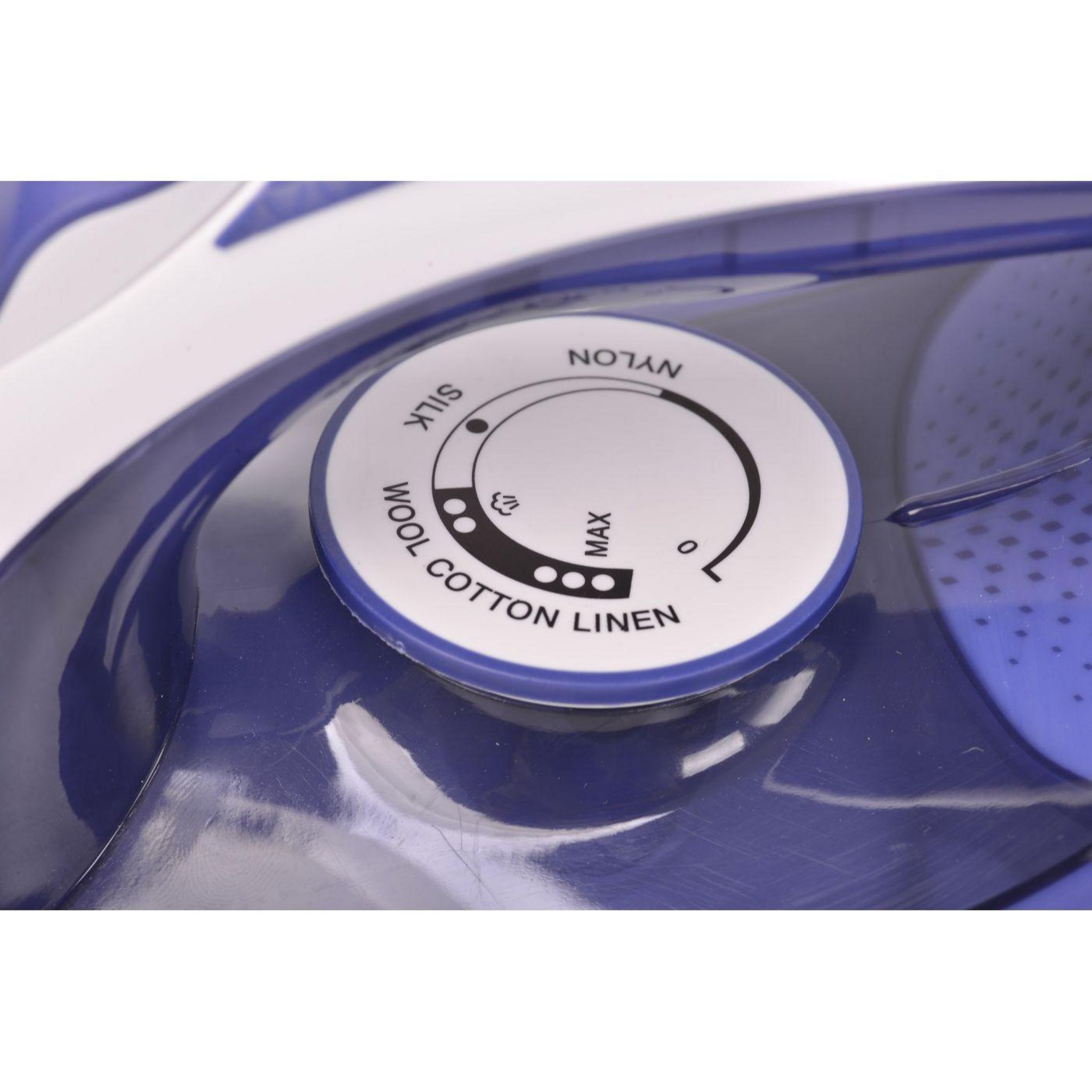 Voir la diapositive 8 : QILIVE Fer à repasser boost - Iron Boost, Q.5847 - Bleu