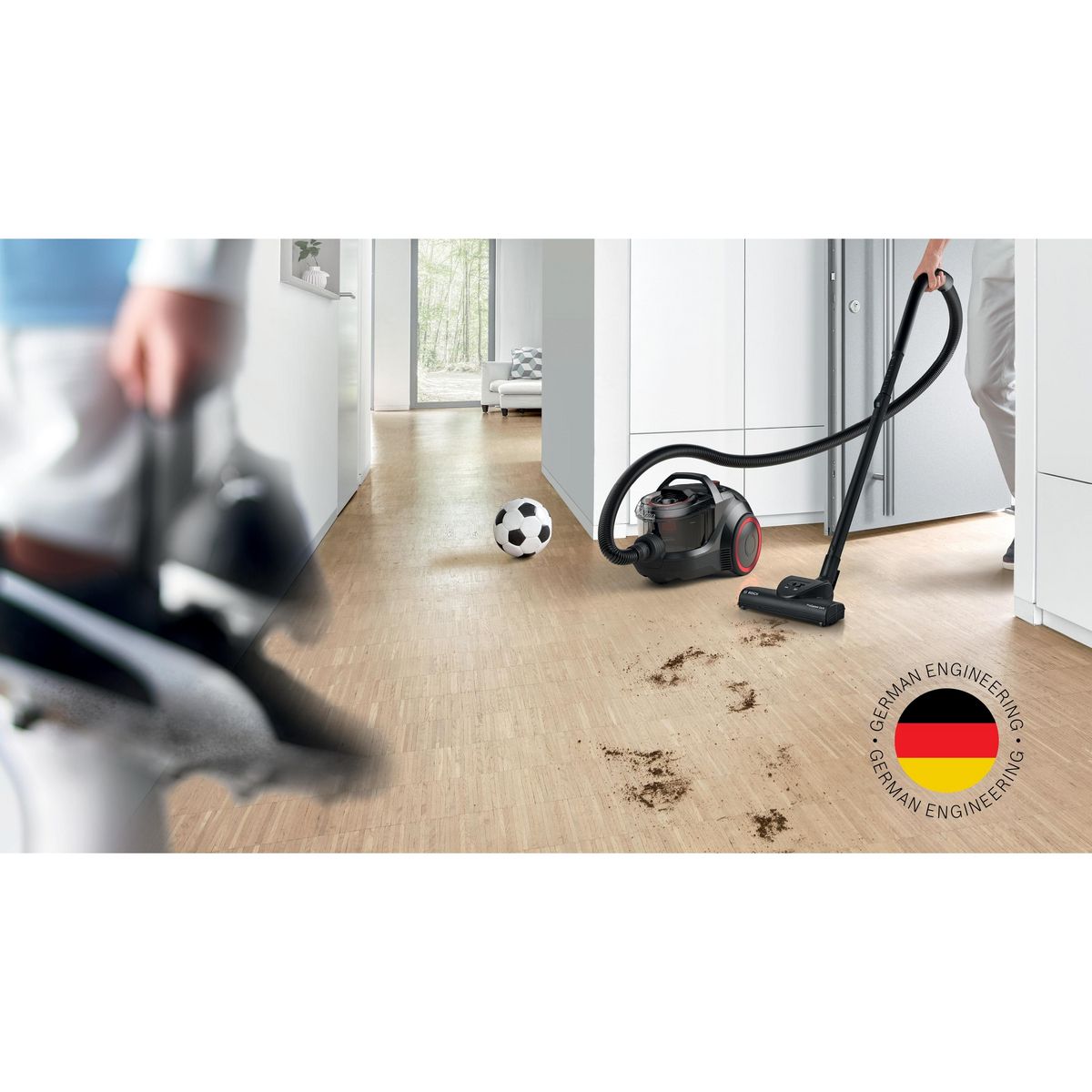 BOSCH Aspirateur traîneau sans sac BGC21POW1 - Noir