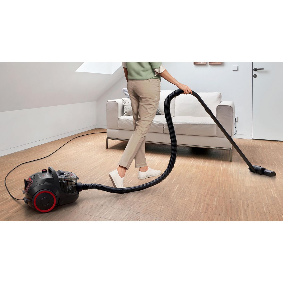 BOSCH Aspirateur traîneau sans sac BGC21POW1 - Noir
