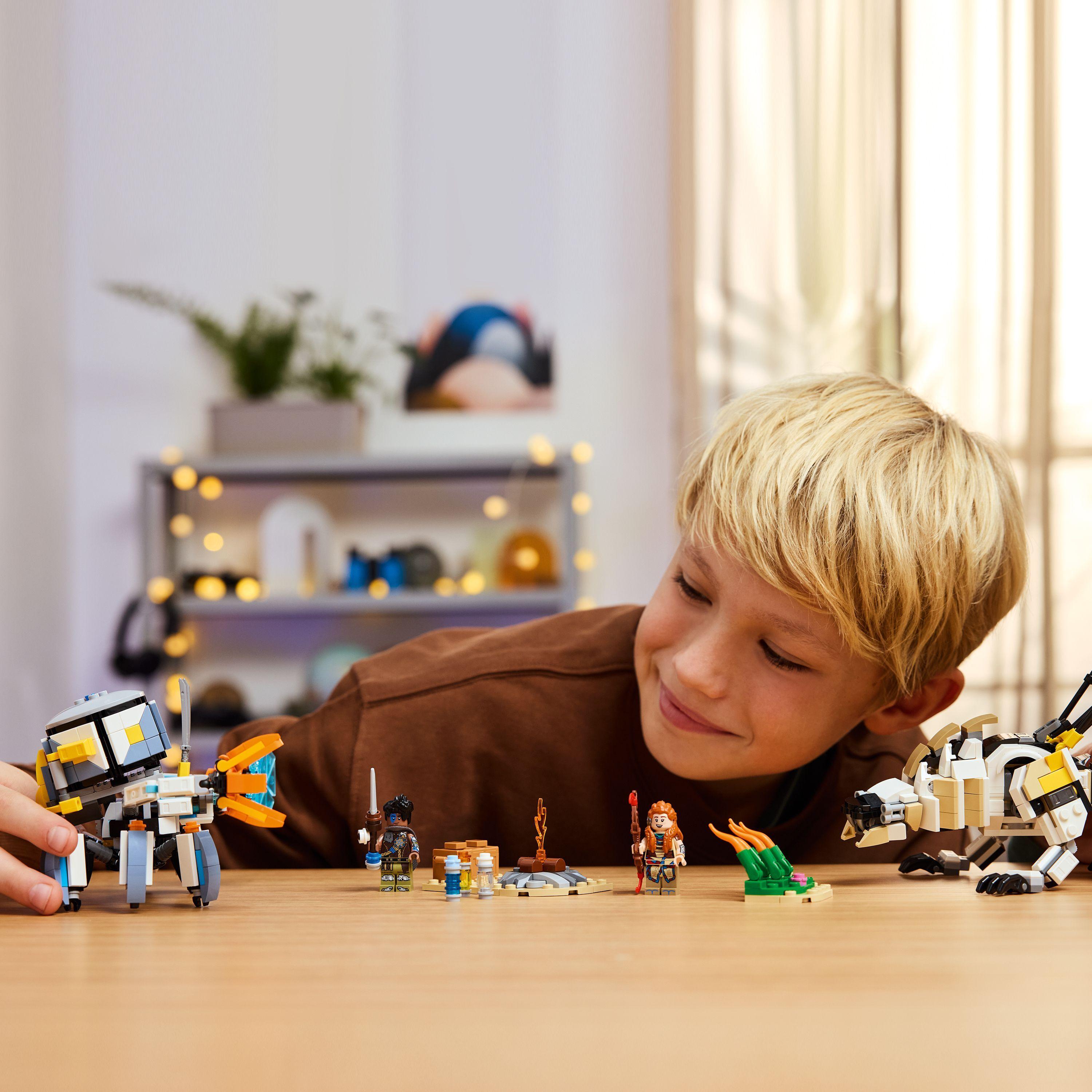 Voir la diapositive 3 : LEGO Horizon Adventures 77037 Aloy et Varl contre Testudien et Dents de scie - Jeu 9 ans