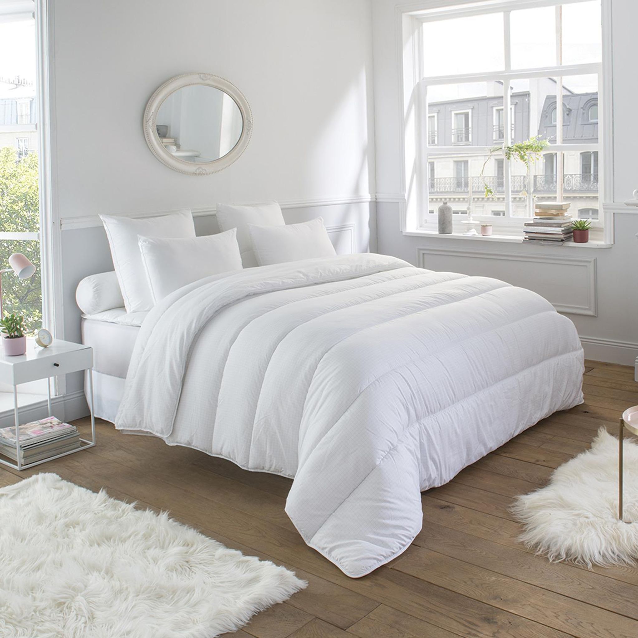 DODO Couette extra chaude Bien dans mon lit. Coloris disponibles : Blanc