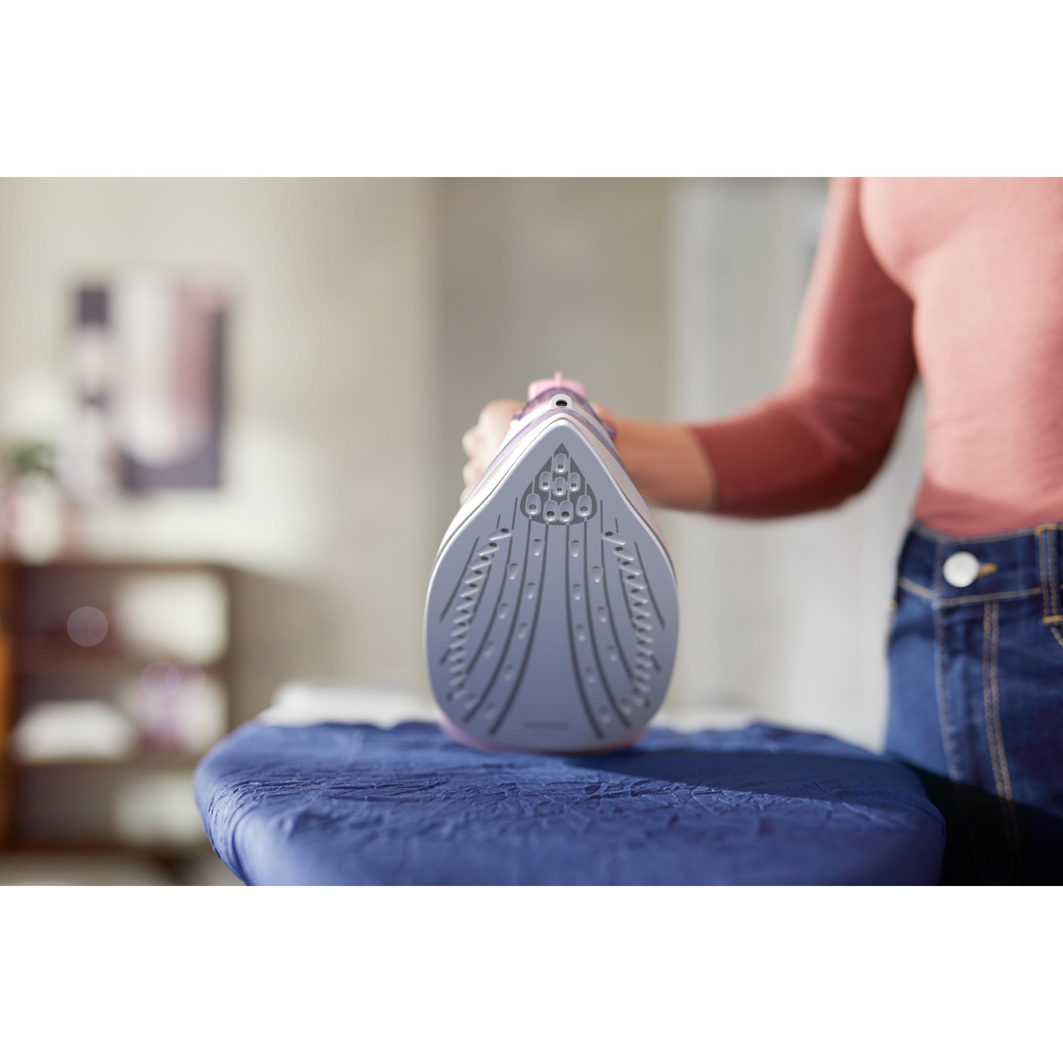 Voir la diapositive 7 : PHILIPS Fer vapeur DST3010/30 - Violet