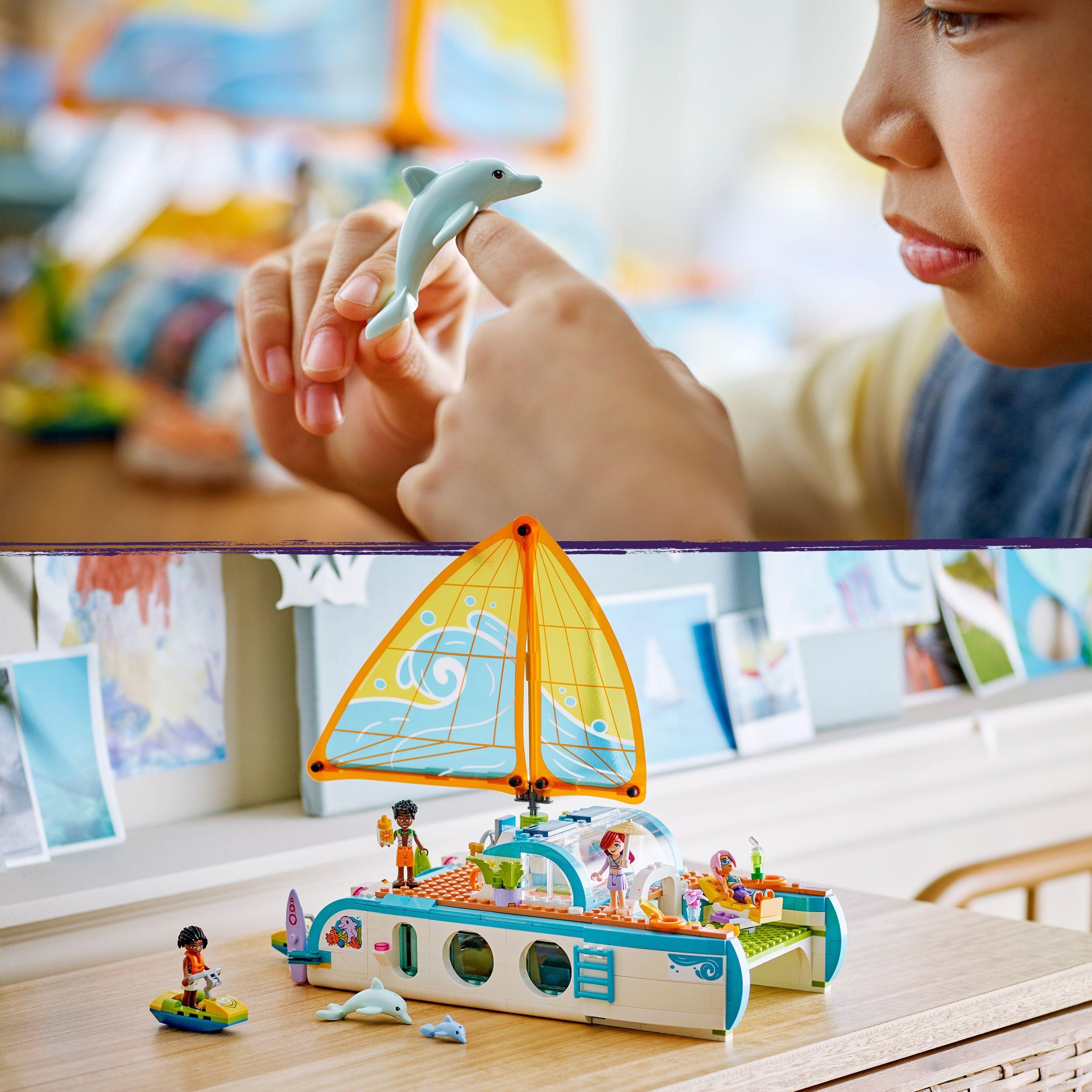 Voir la diapositive 6 : LEGO Friends 42664 L’Aventure en Bateau - Jeu Créatif dès 8 ans avec Dauphins - Cadeau