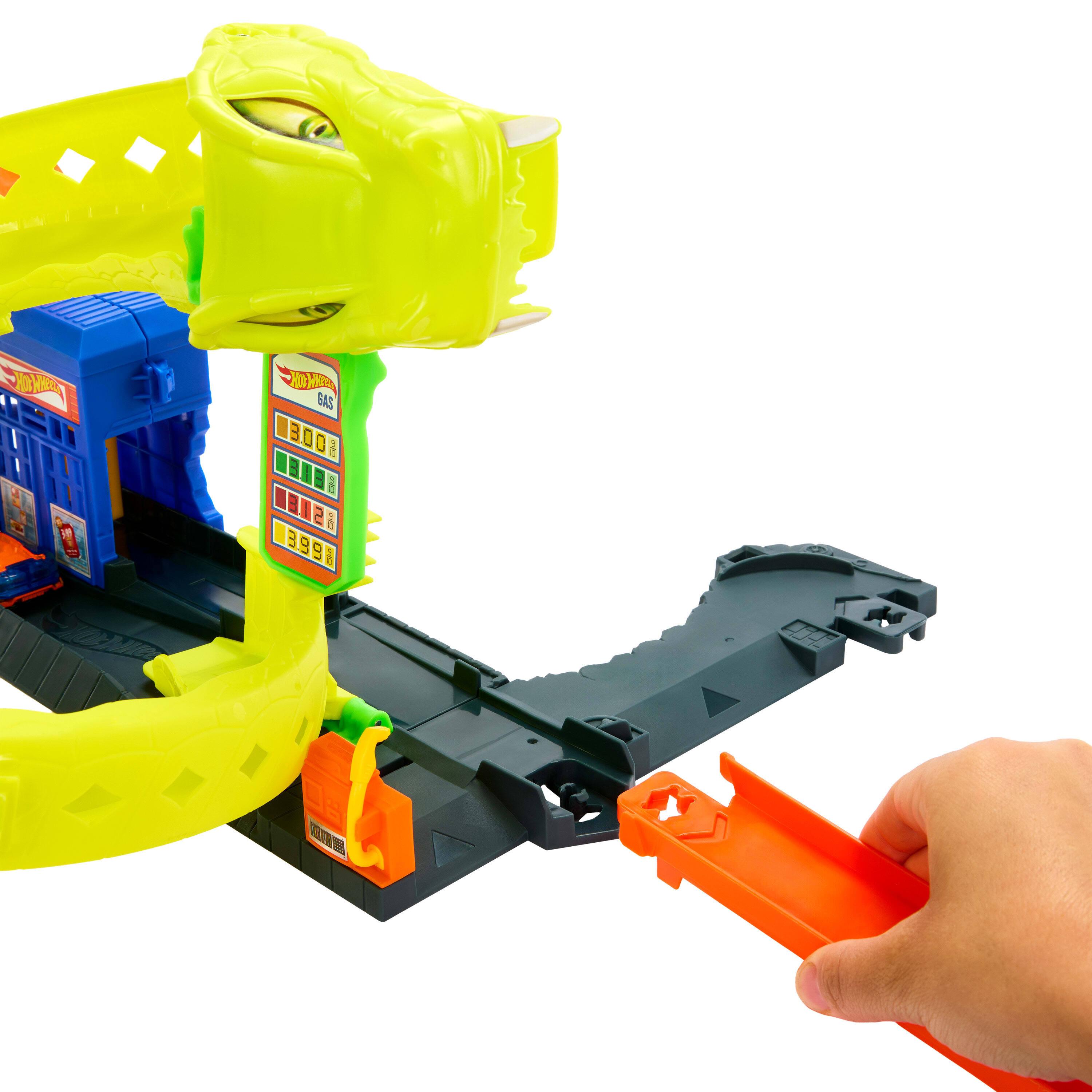 Voir la diapositive 4 : MATTEL Circuit Looping Serpent Créature HotWheels