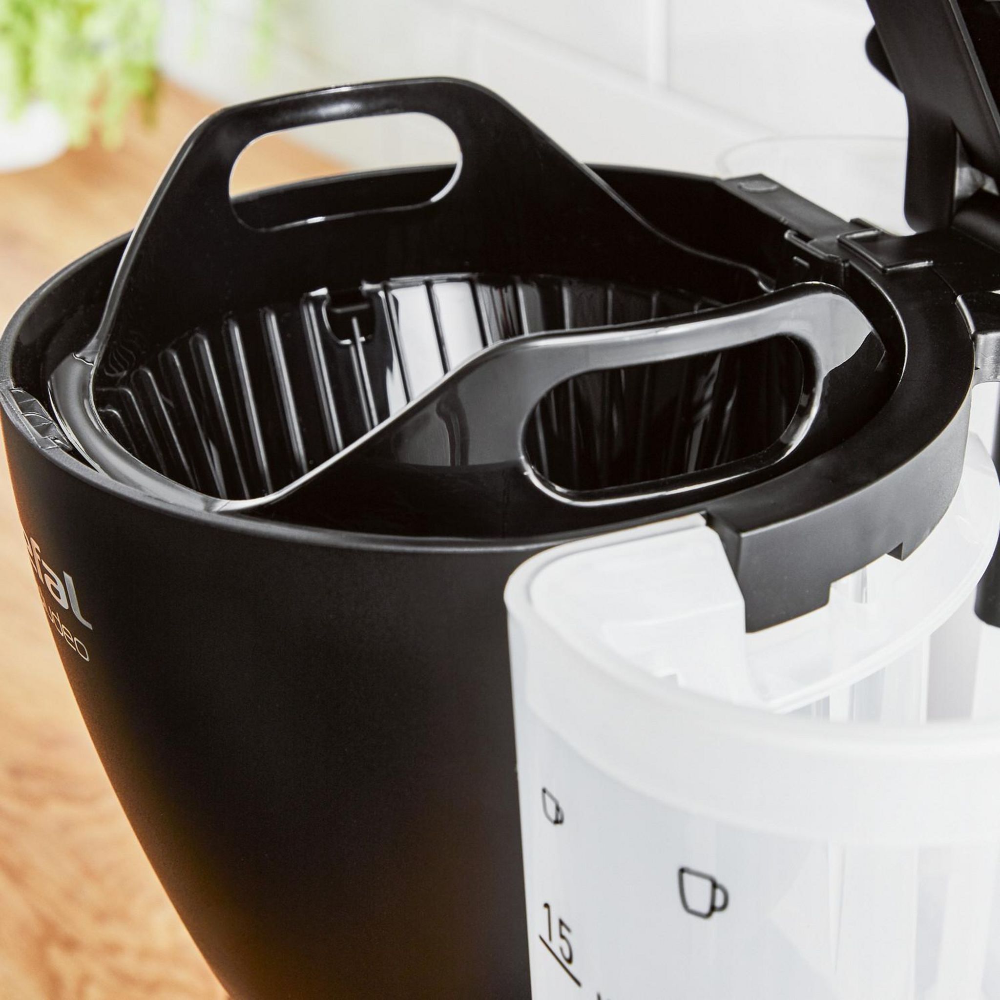 Voir la diapositive 3 : TEFAL Cafetière à filtre Includeo  CM533811 - Noir