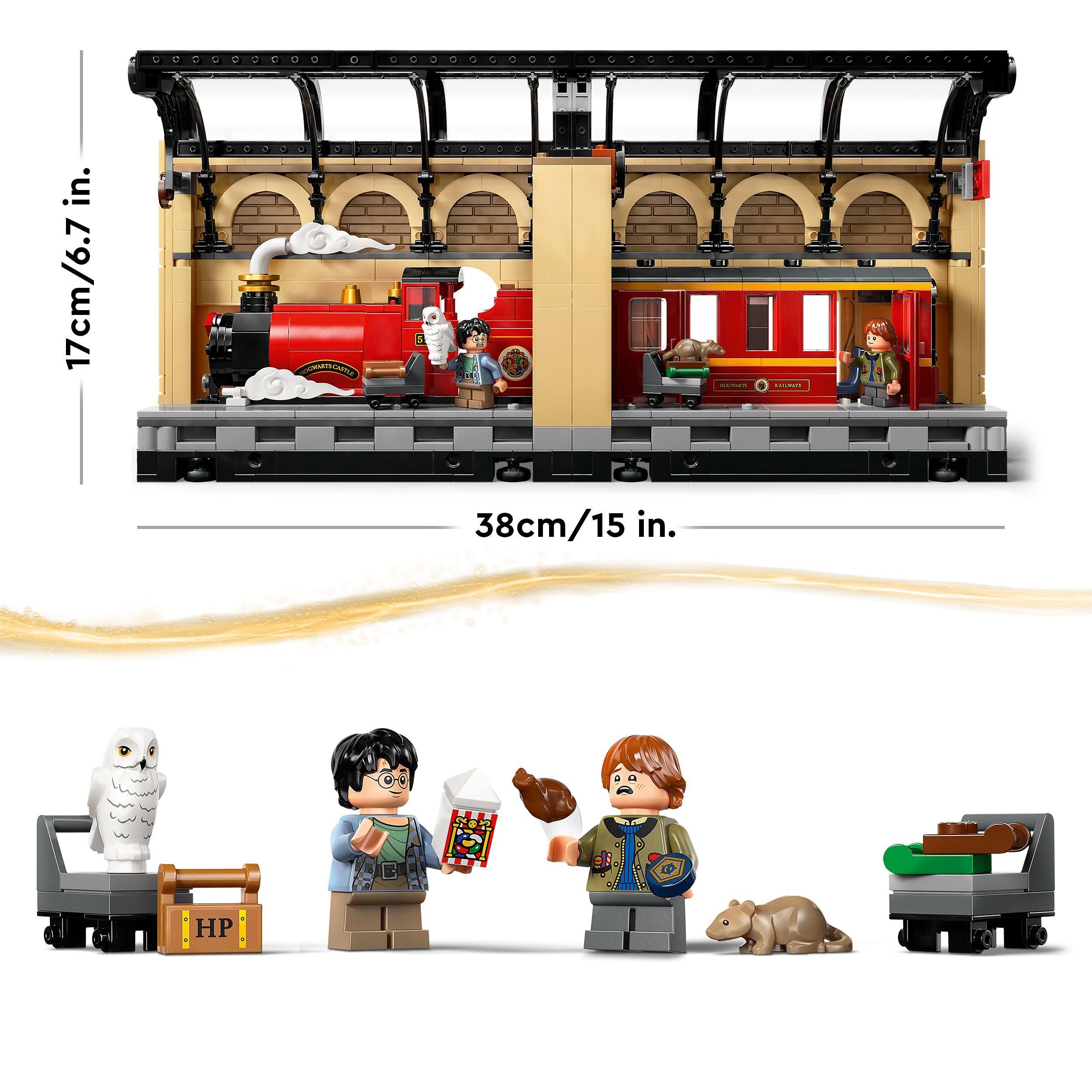 Voir la diapositive 5 : LEGO Harry Potter 76450 Book Nook : le Poudlard Express - Jeu pour Garçon dès 10 Ans