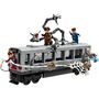 Voir la diapositive 2 : LEGO Marvel 76321 - La Scène de train de Spiderman et Docteur Octopus